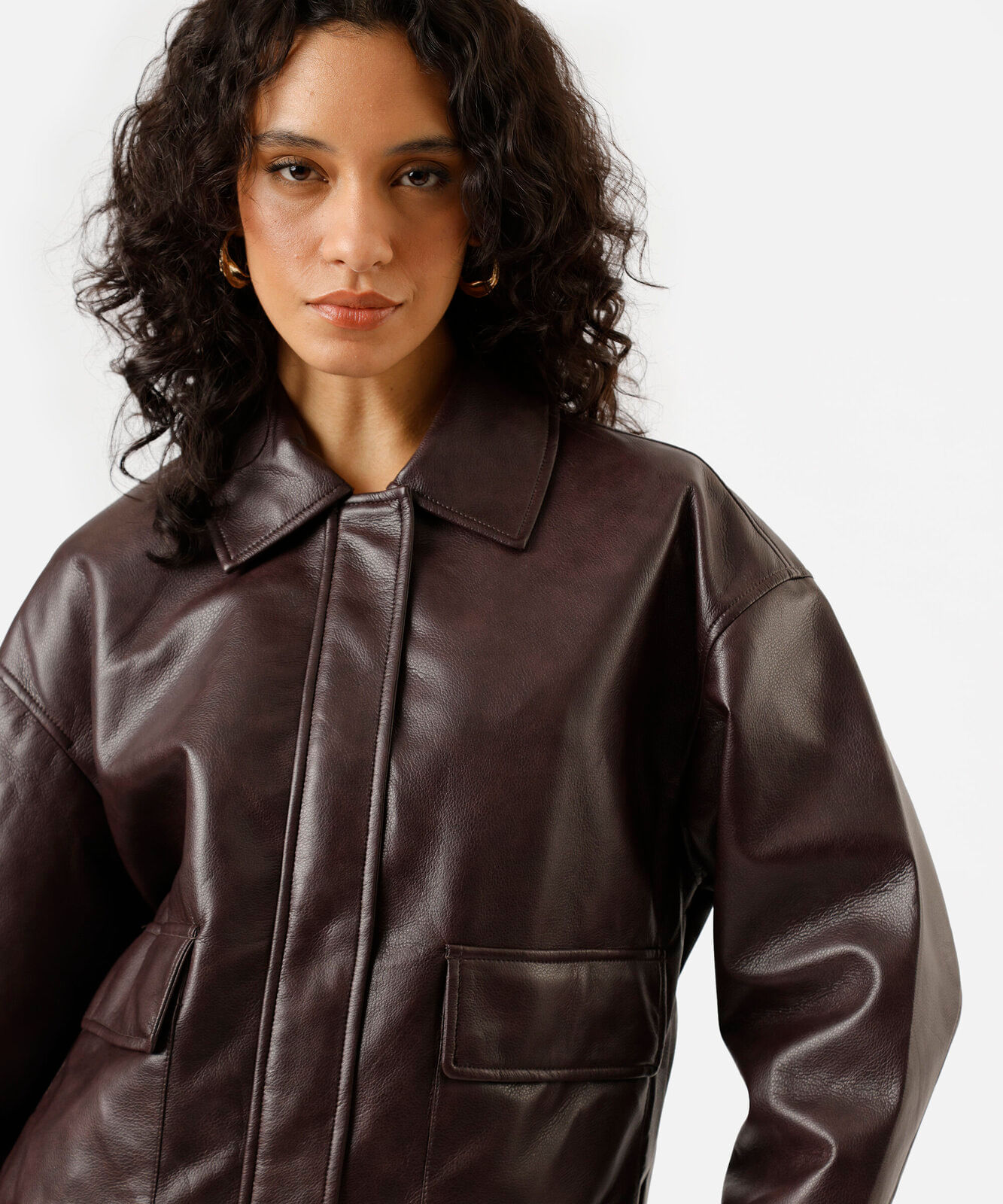 jaqueta bomber feminina de pu com oversized marrom