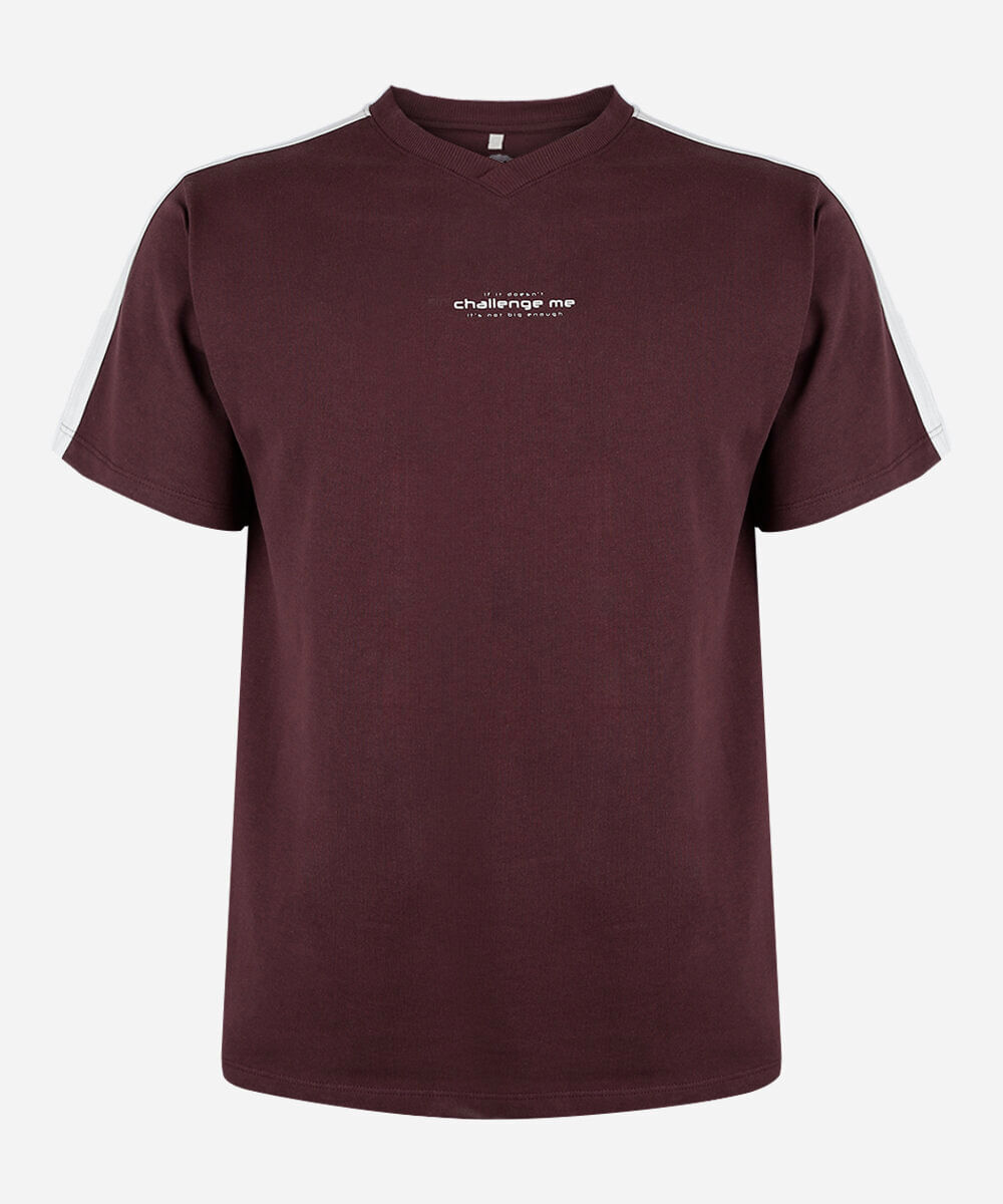camiseta juvenil de algodão gola v manga curta estampada vinho