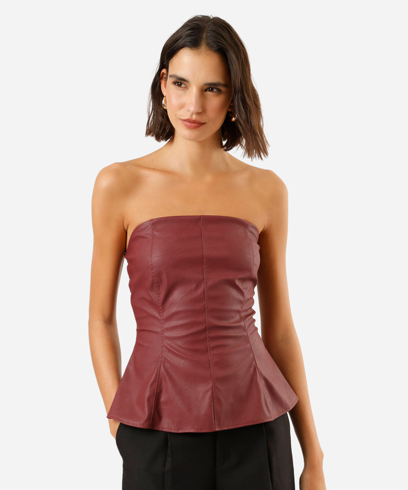 blusa peplum sem alça feminina de pu com recortes vinho