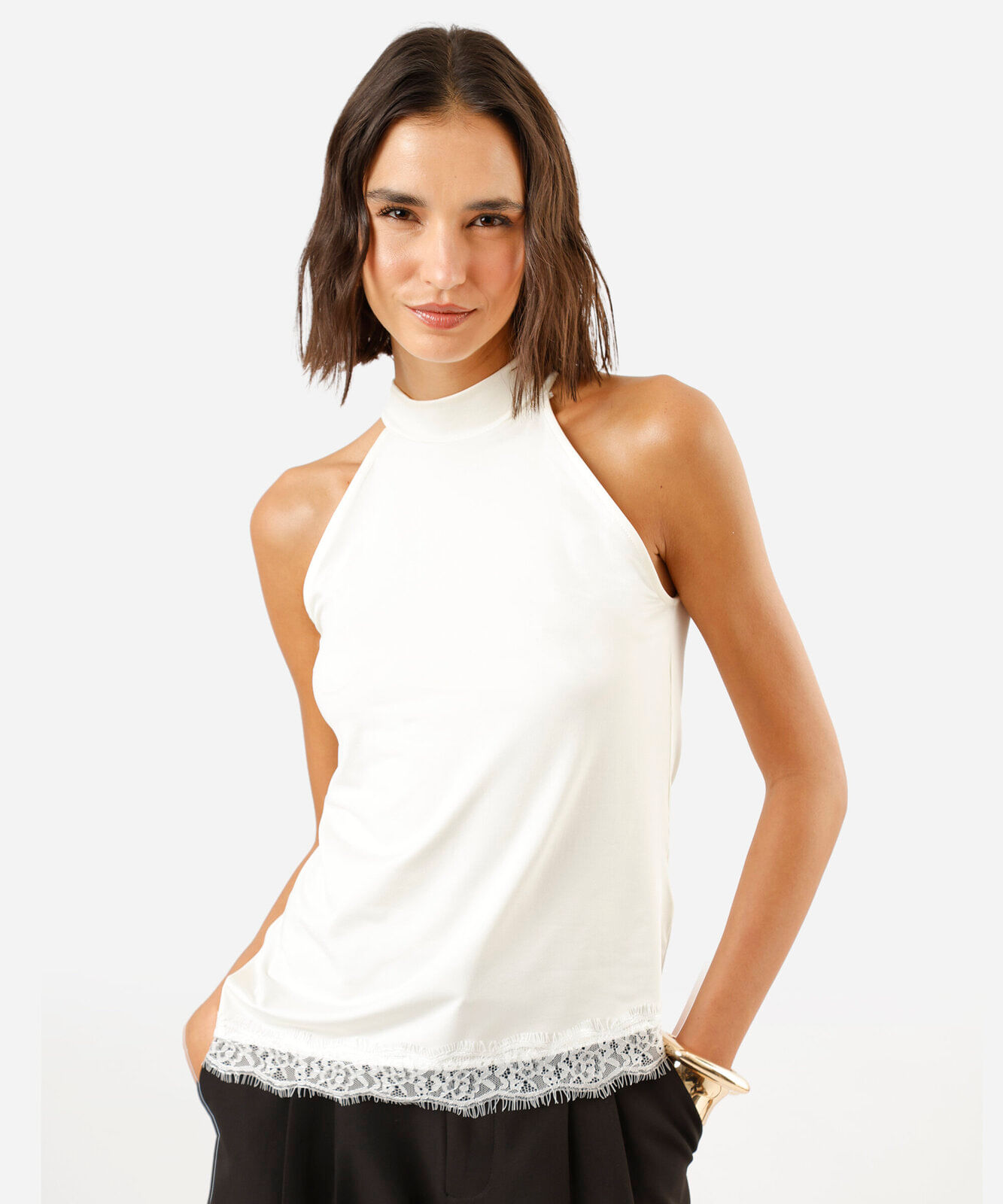 blusa feminina halterneck com renda assimétrica off white