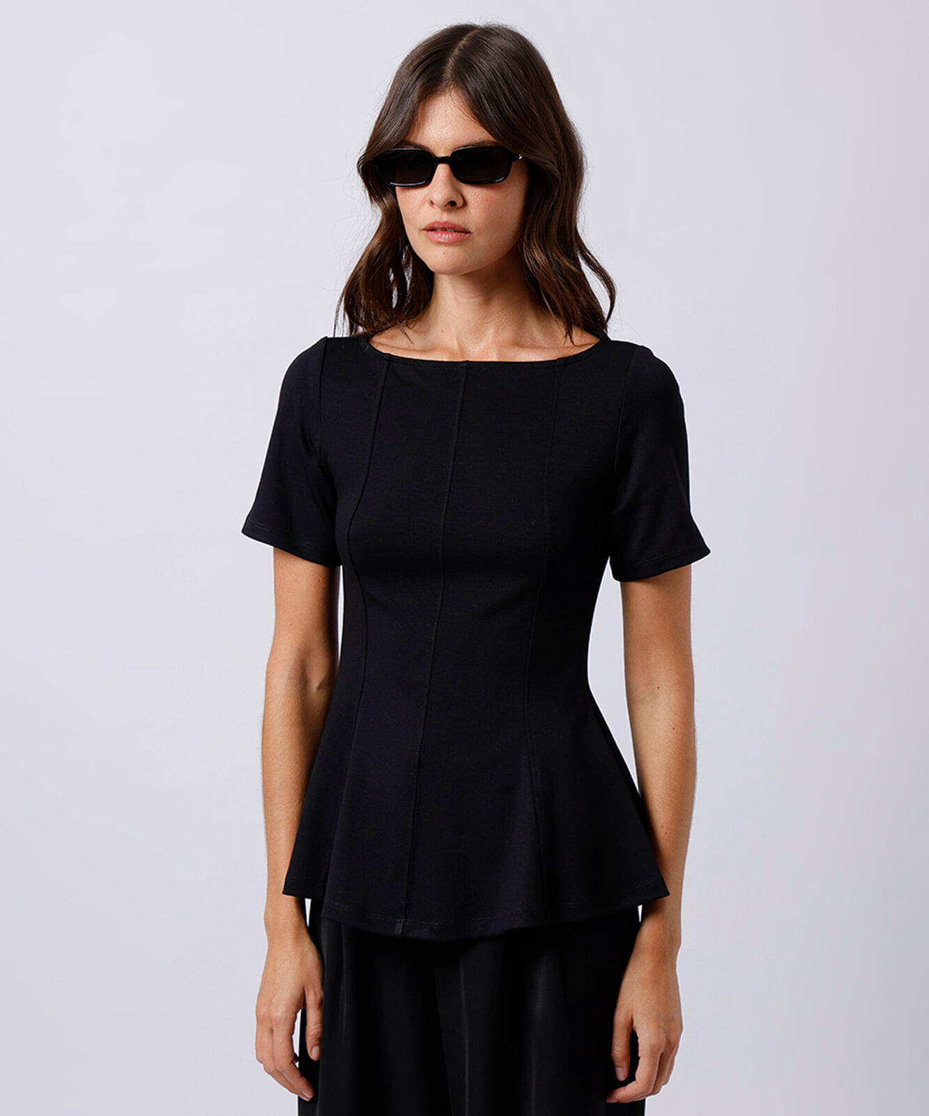 blusa peplum feminina com viscose decote canoa manga curta mindset preta