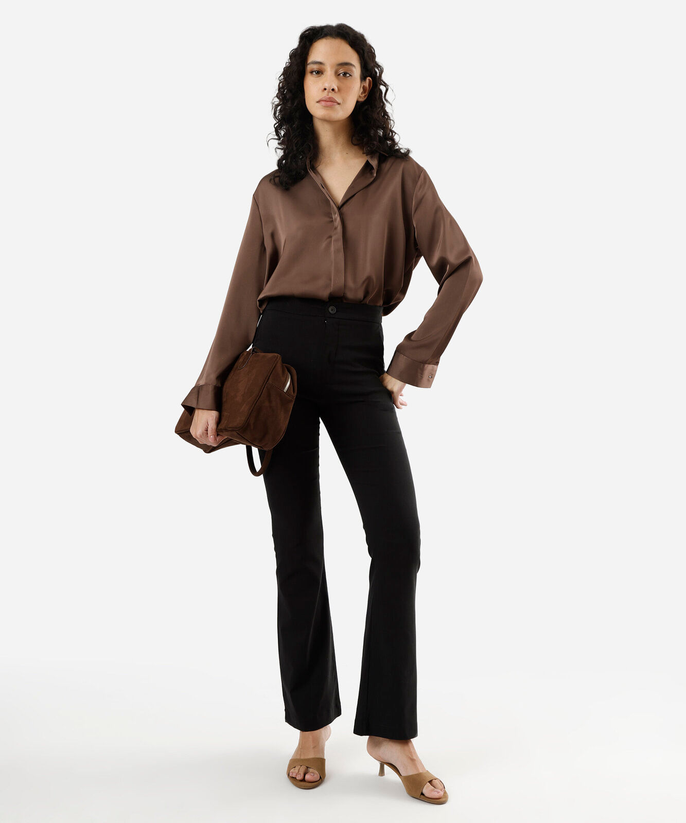 calça flare de alfaiataria feminina cintura alta preta
