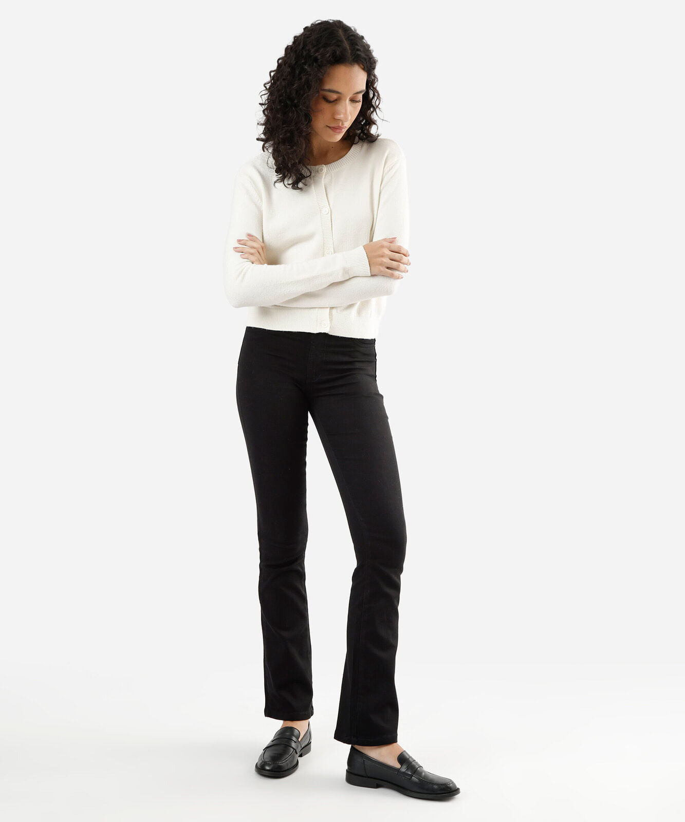 calça boot cut feminina de sarja cintura alta sawary preta