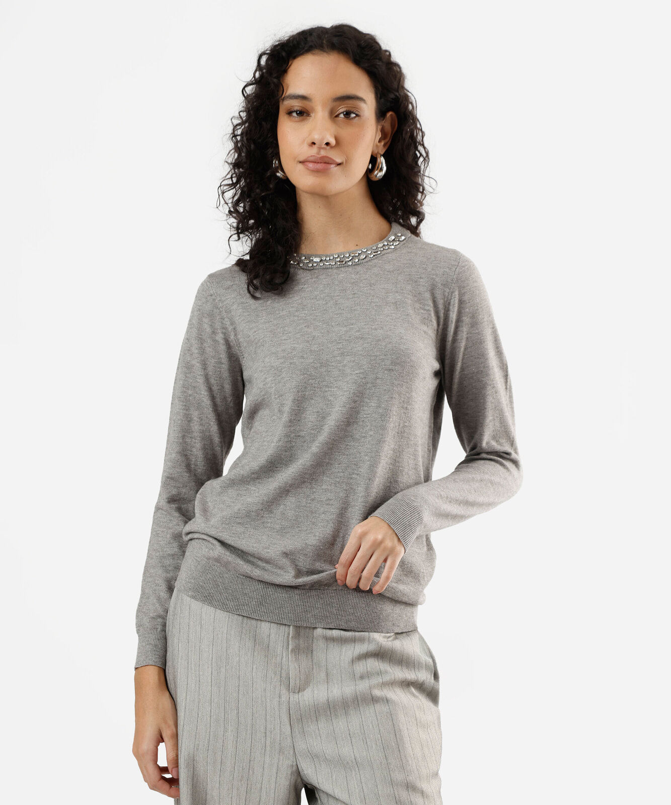suéter feminino de tricot com brilhos cinza
