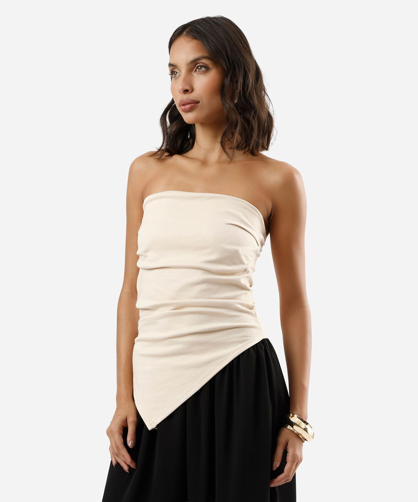 blusa sem alça feminina com viscose franzida bege