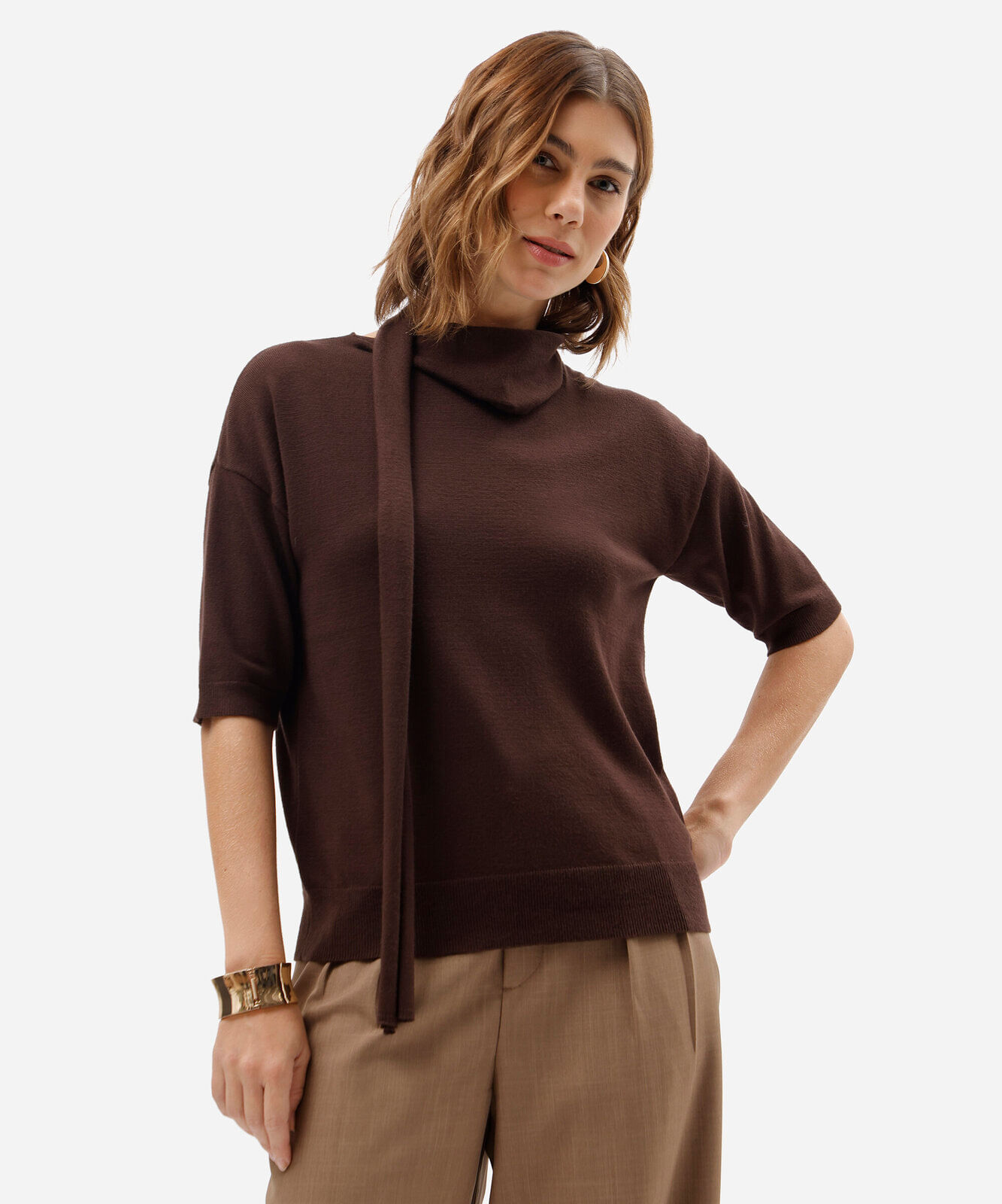 blusa feminina de tricot com gola manga curta marrom