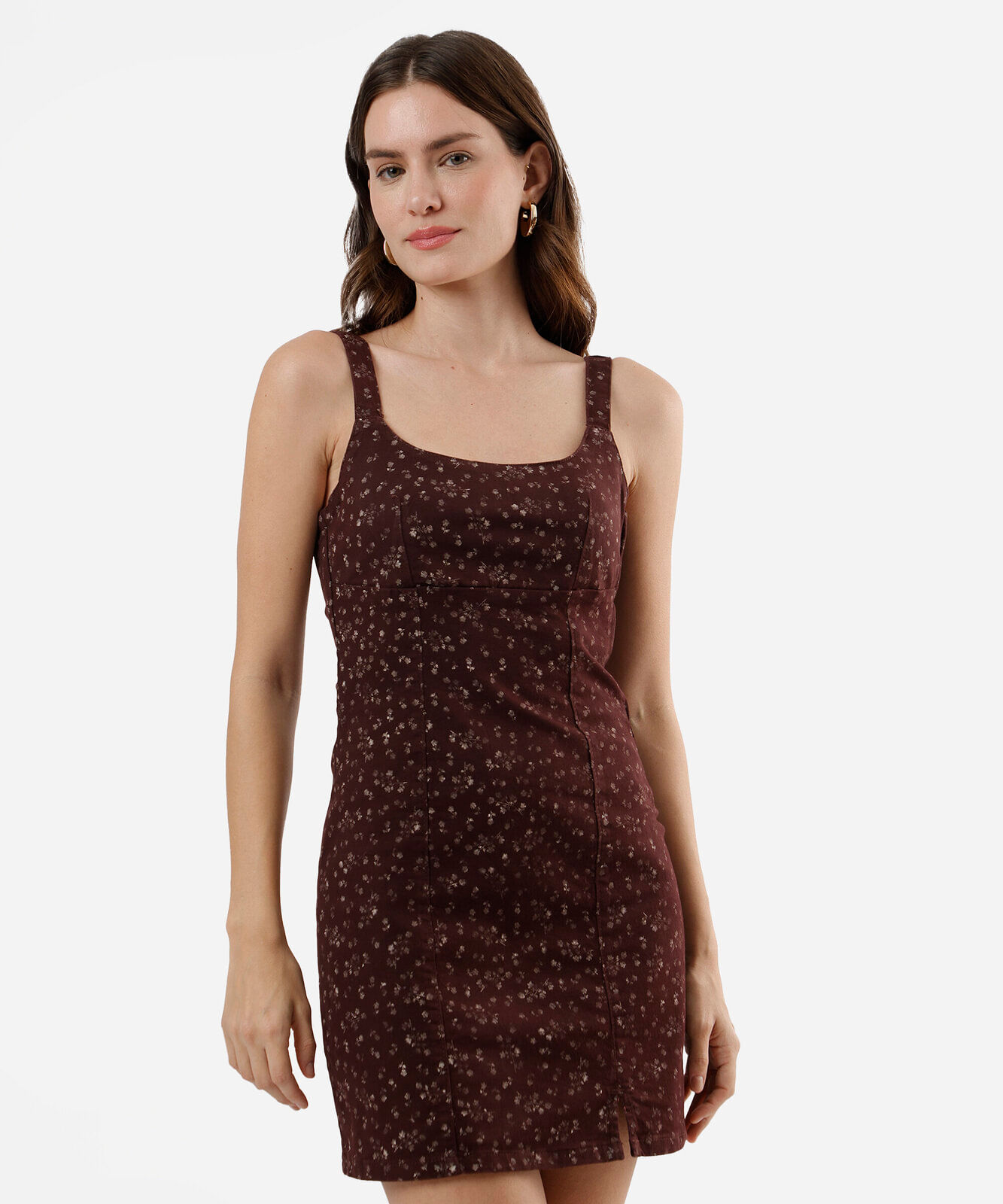vestido curto feminino de sarja com fenda floral vinho