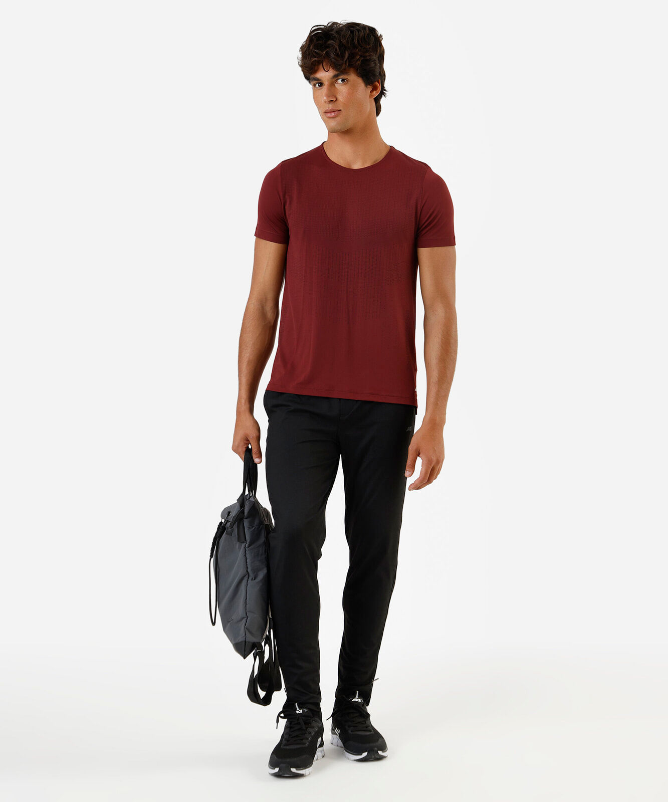 calça jogger masculina de poliamida preta