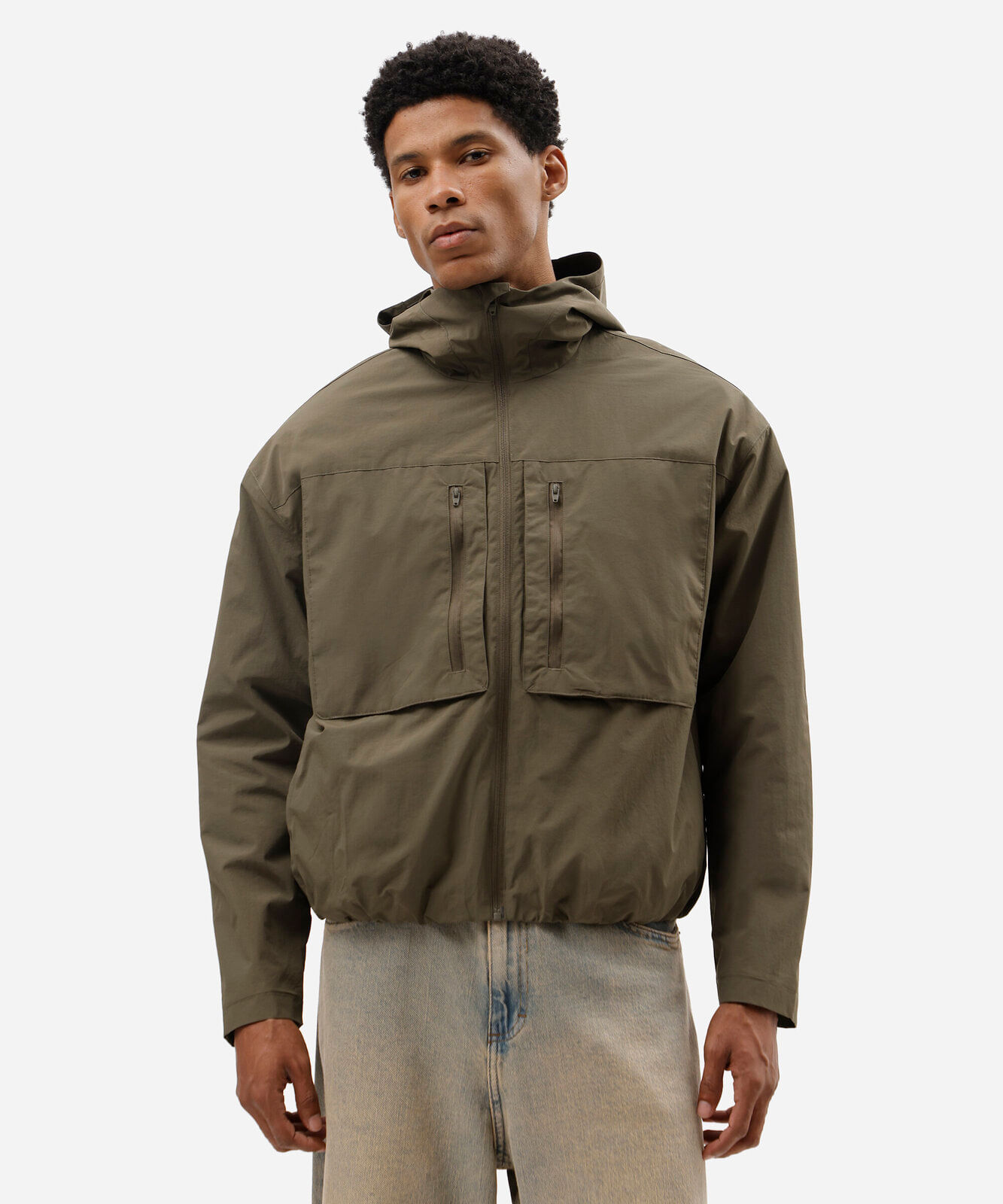 jaqueta corta vento masculina de poliamida com capuz verde