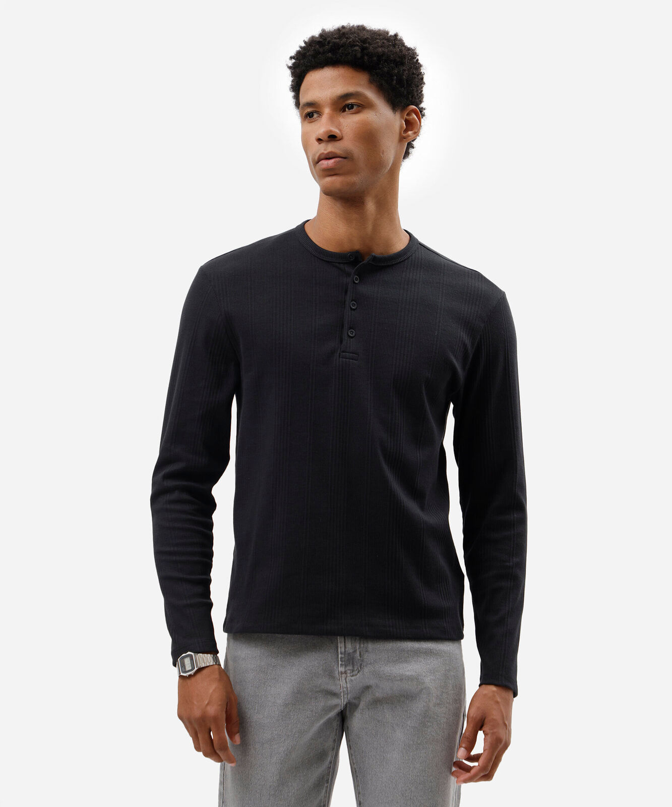 camiseta slim fit masculina manga longa gola henley texturizada preta