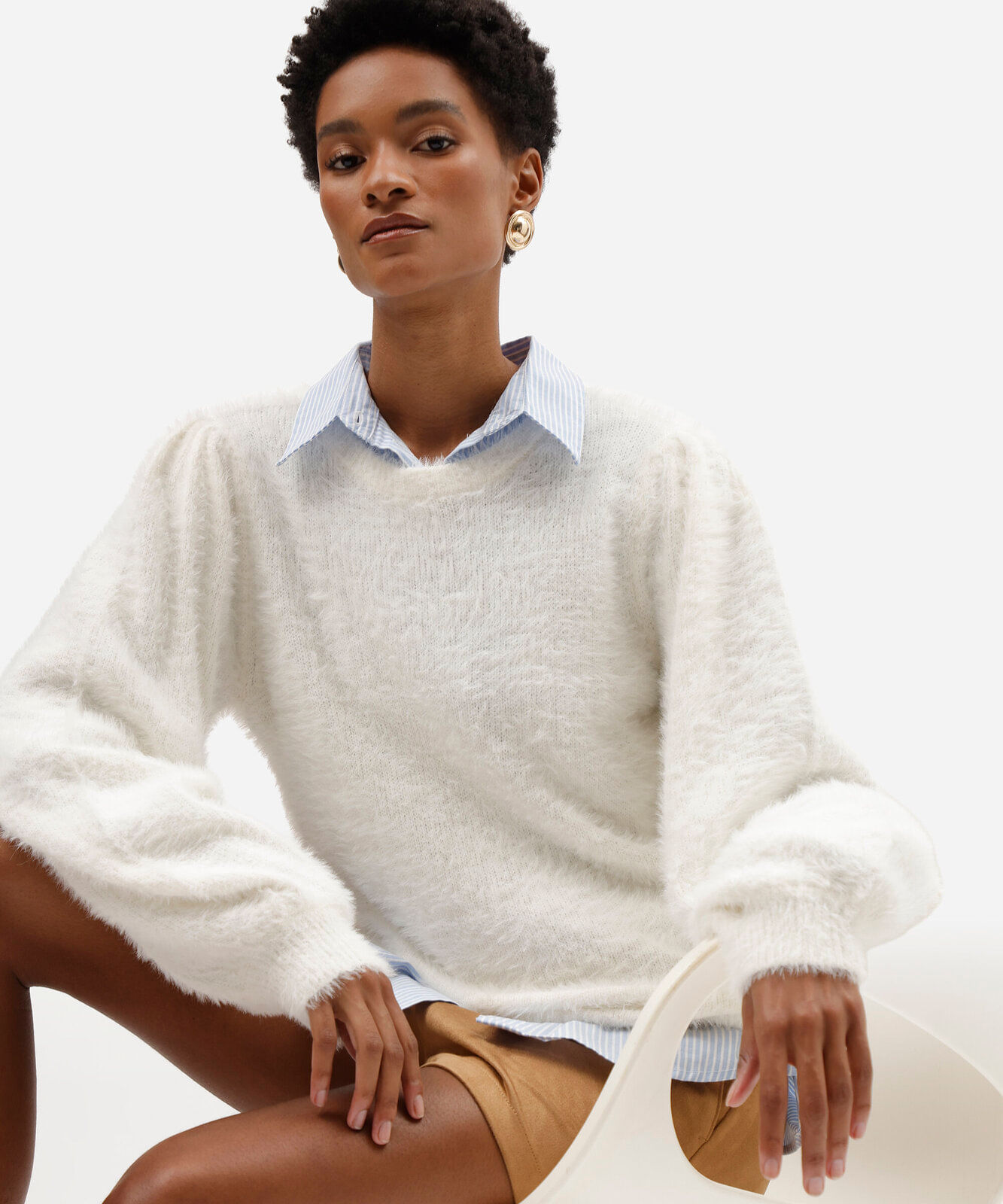 suéter feminino de tricot gola redonda texturizado off white