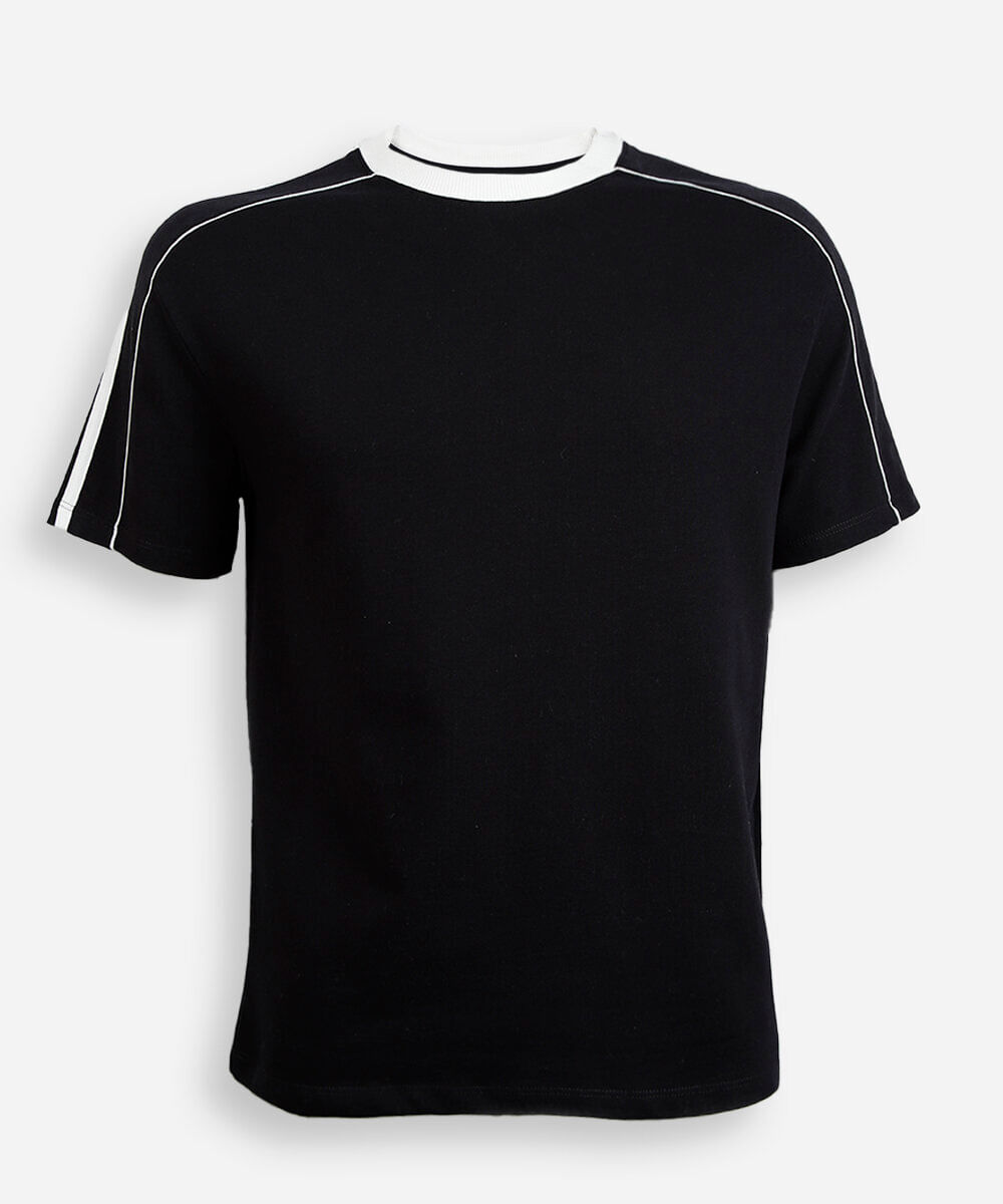 camiseta comfort juvenil manga curta bicolor preta