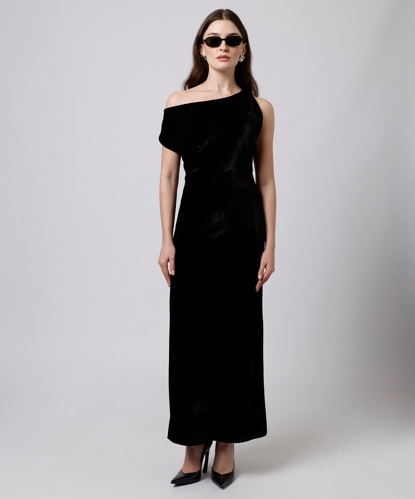 vestido longo feminino de veludo assimétrico mindset preto