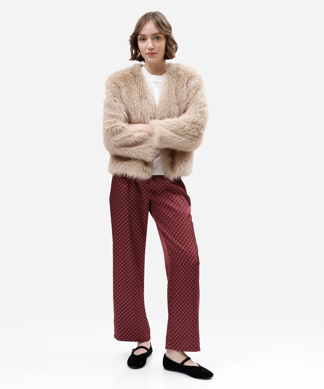 calça estilo pijama feminina geométrica acetinada vinho