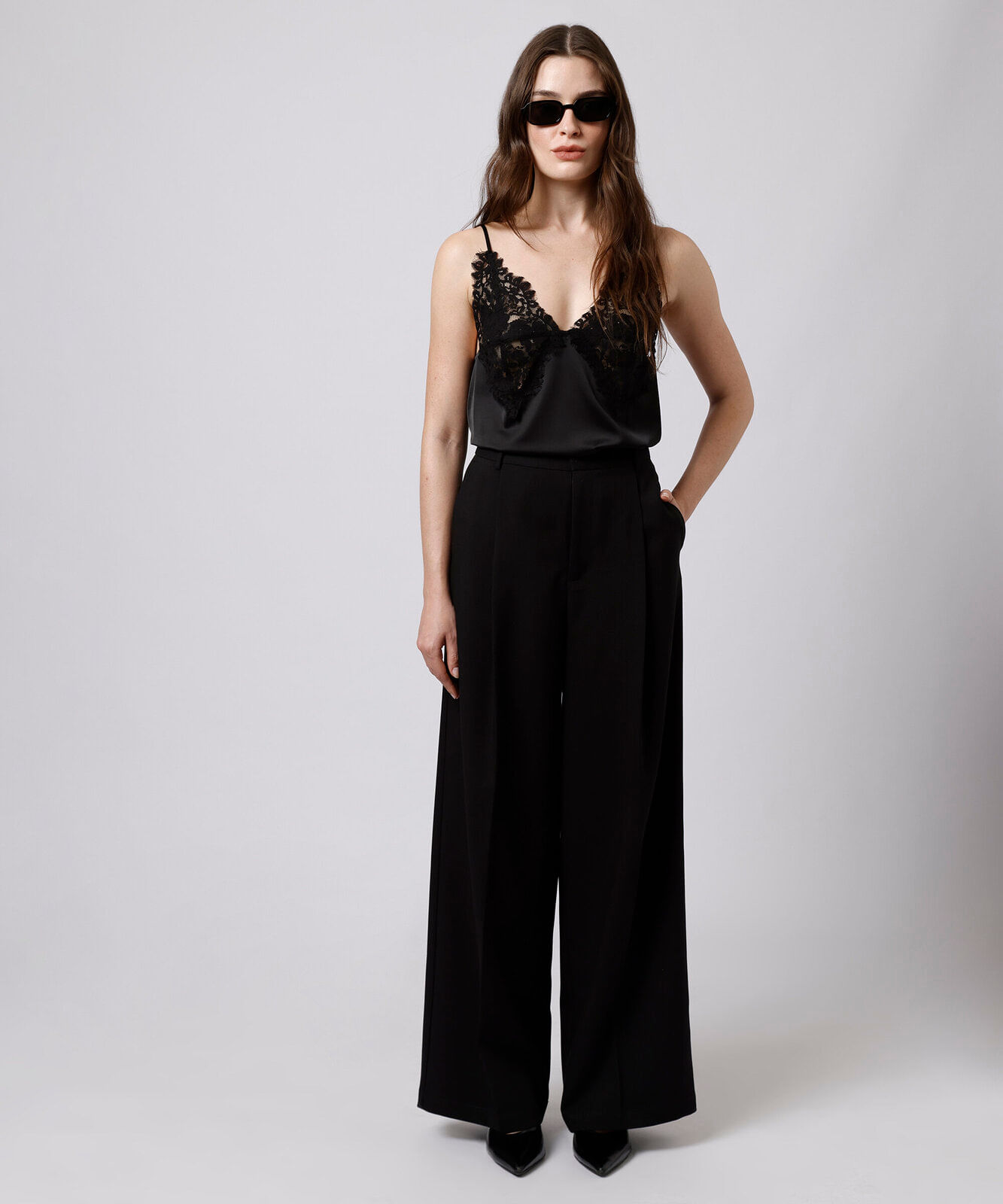 calça wide leg de alfaiataria feminina com pregas mindset preta