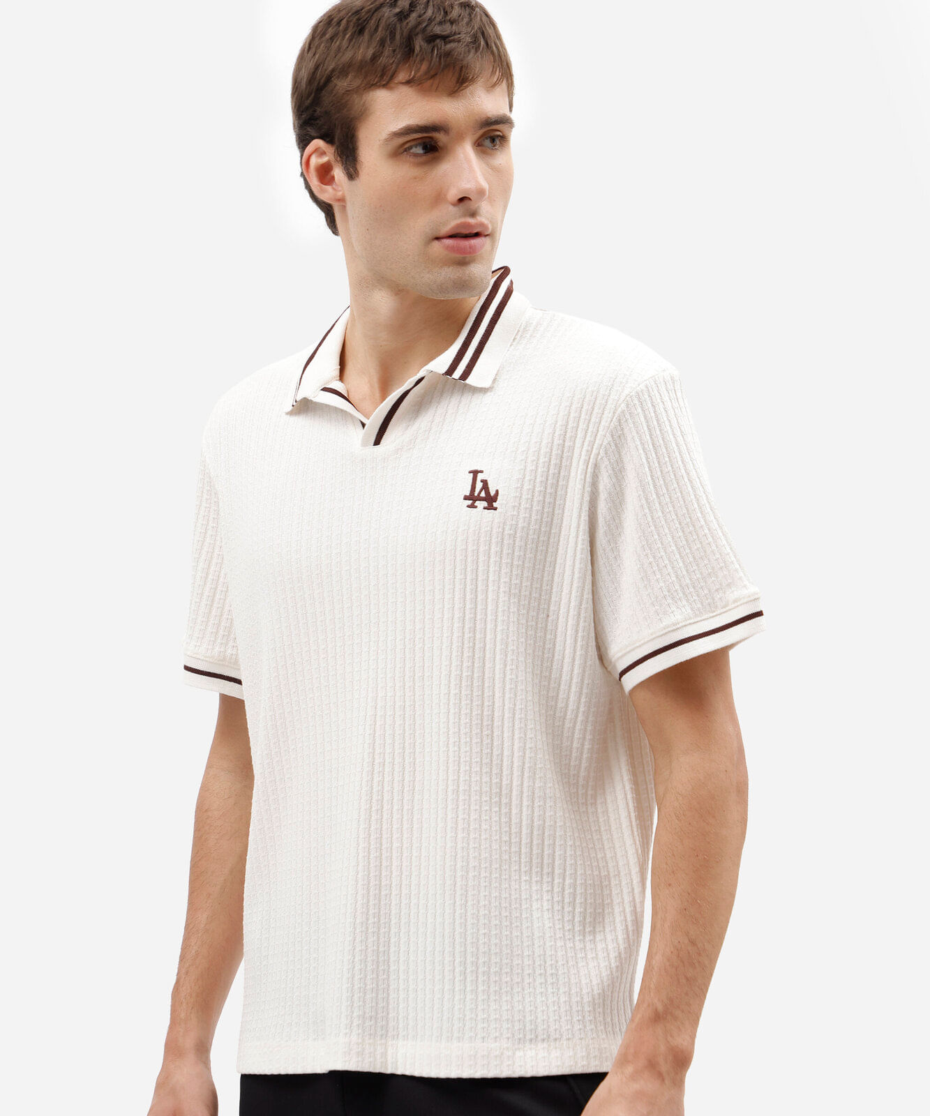 polo box fit masculina texturizada com bordado texturizada off white