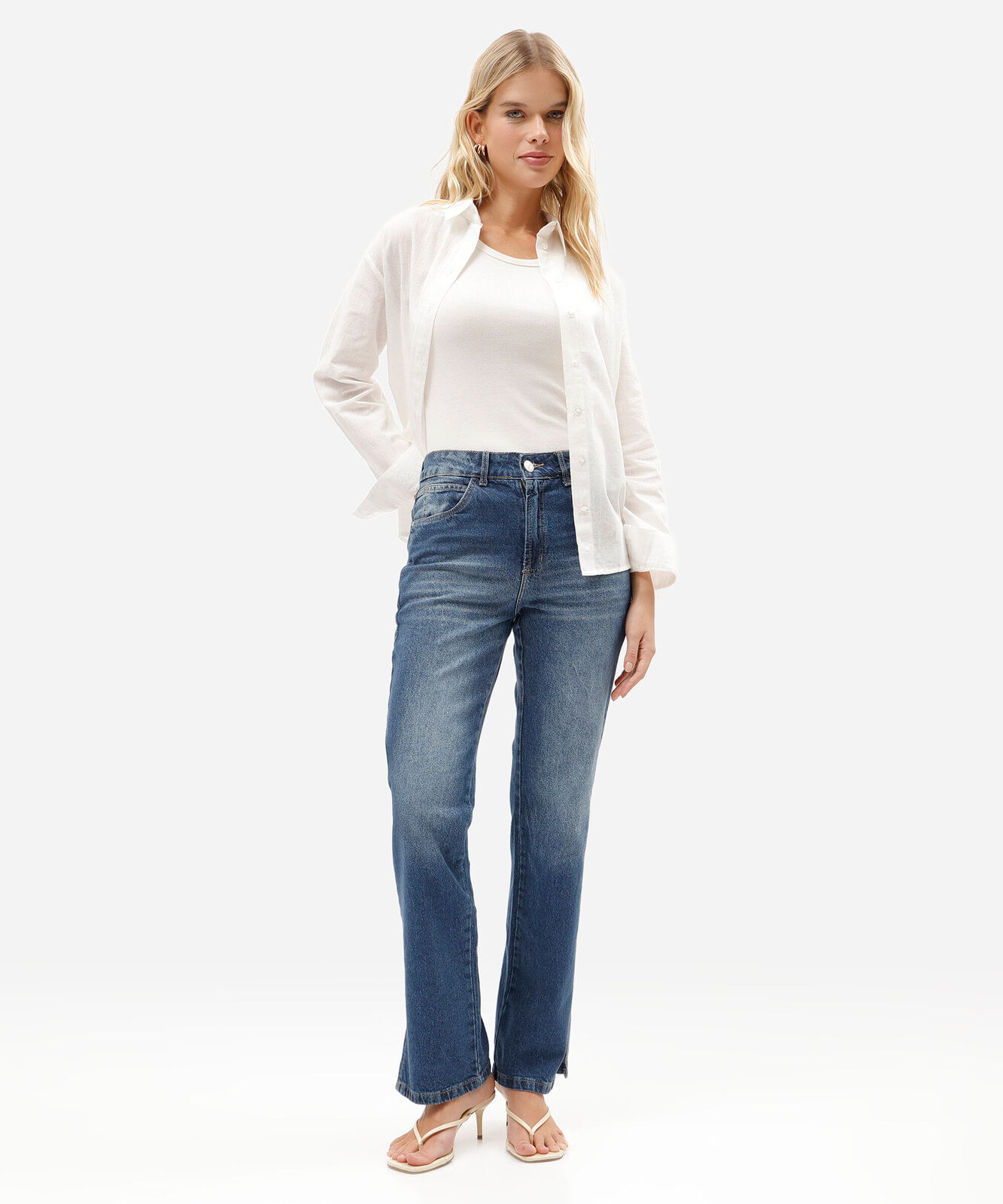 calça reta feminina jeans cintura alta com fendas azul