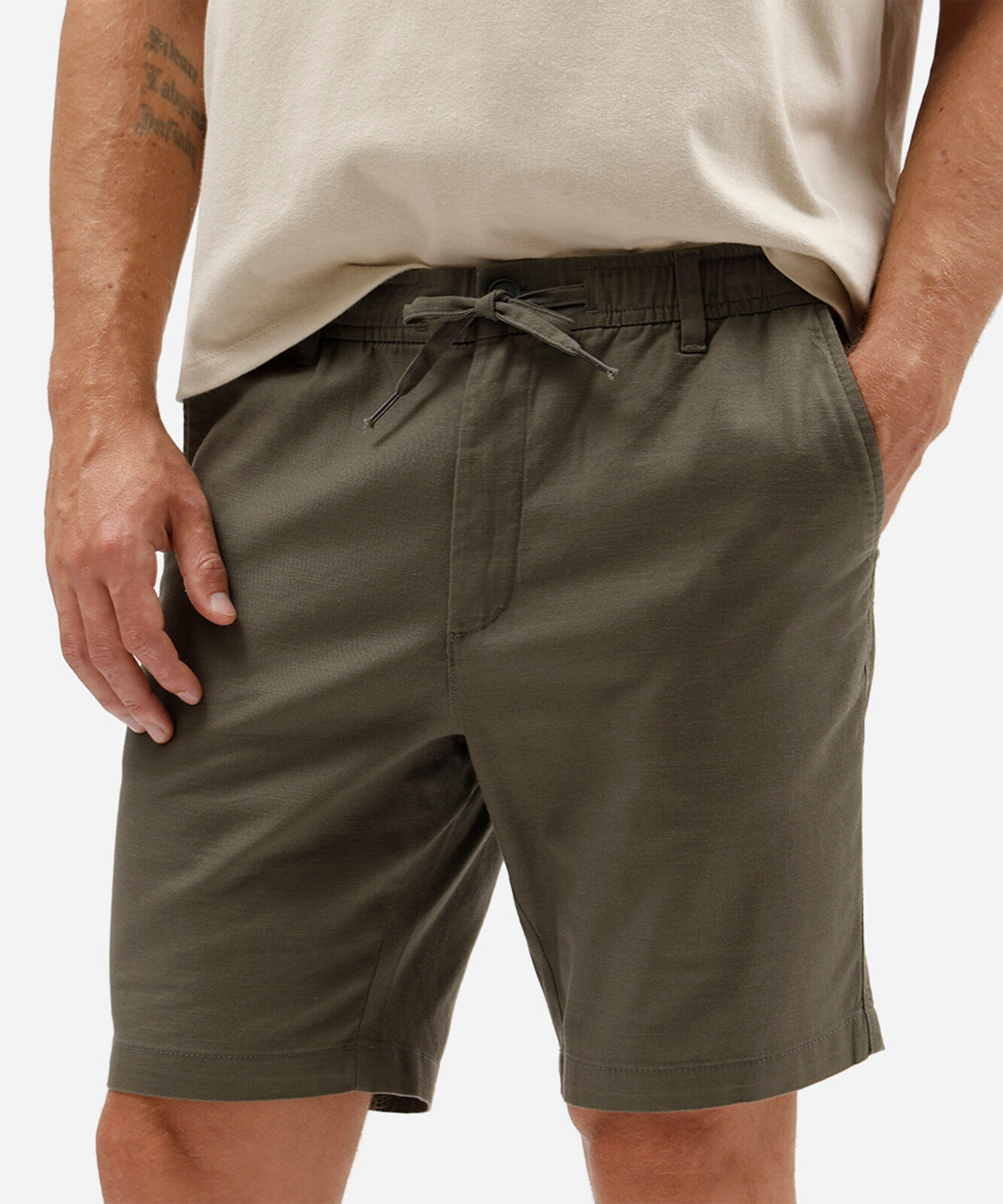 bermuda masculina de sarja cós elástico com bolso verde