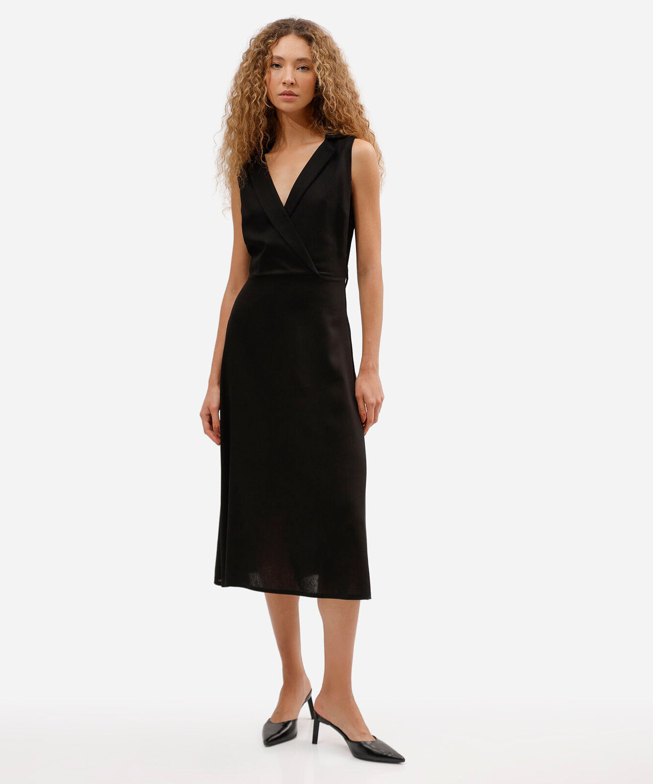 vestido midi feminino com linho decote v preto