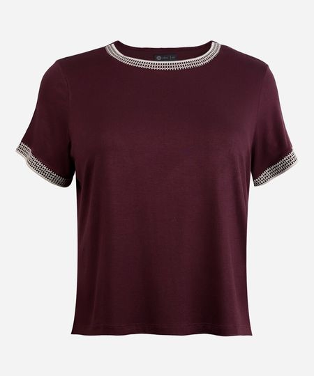 blusa de viscose manga curta quadriculada plus size vinho GG3