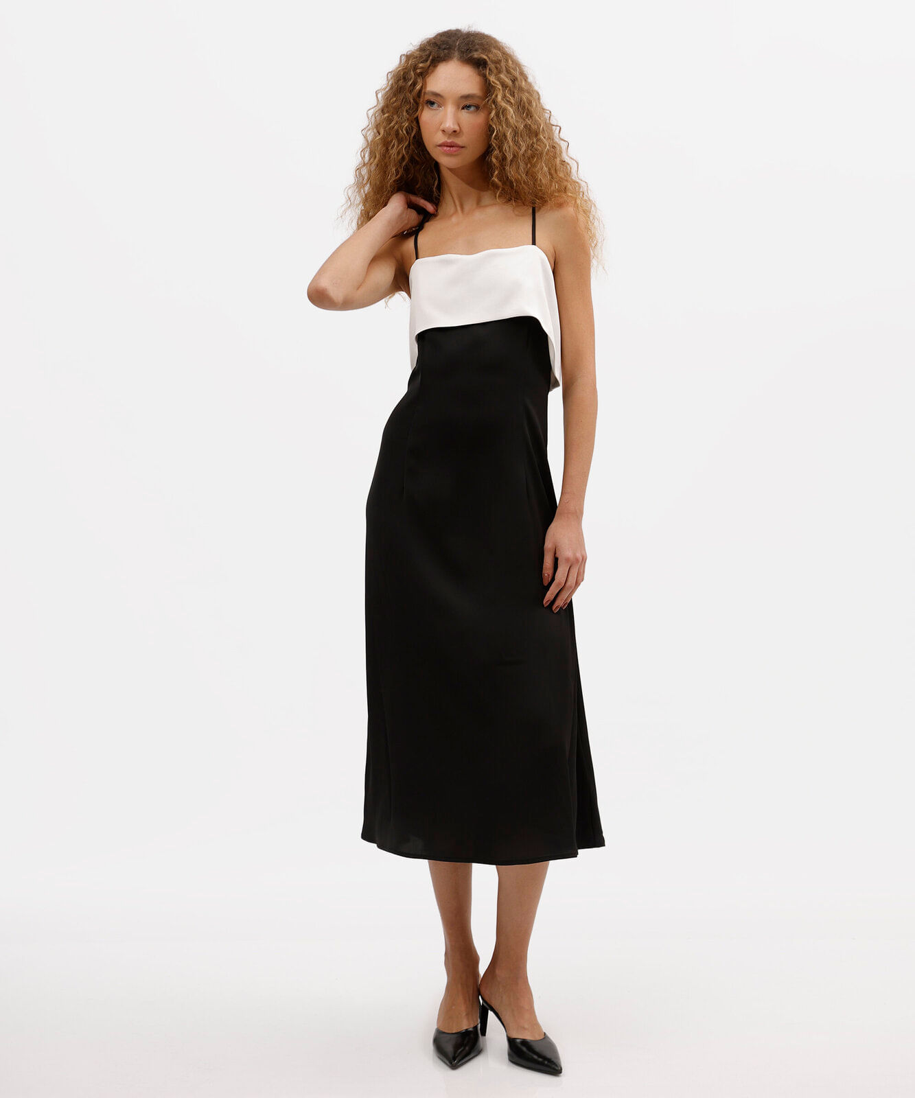 vestido midi alça fina feminino acetinado preto