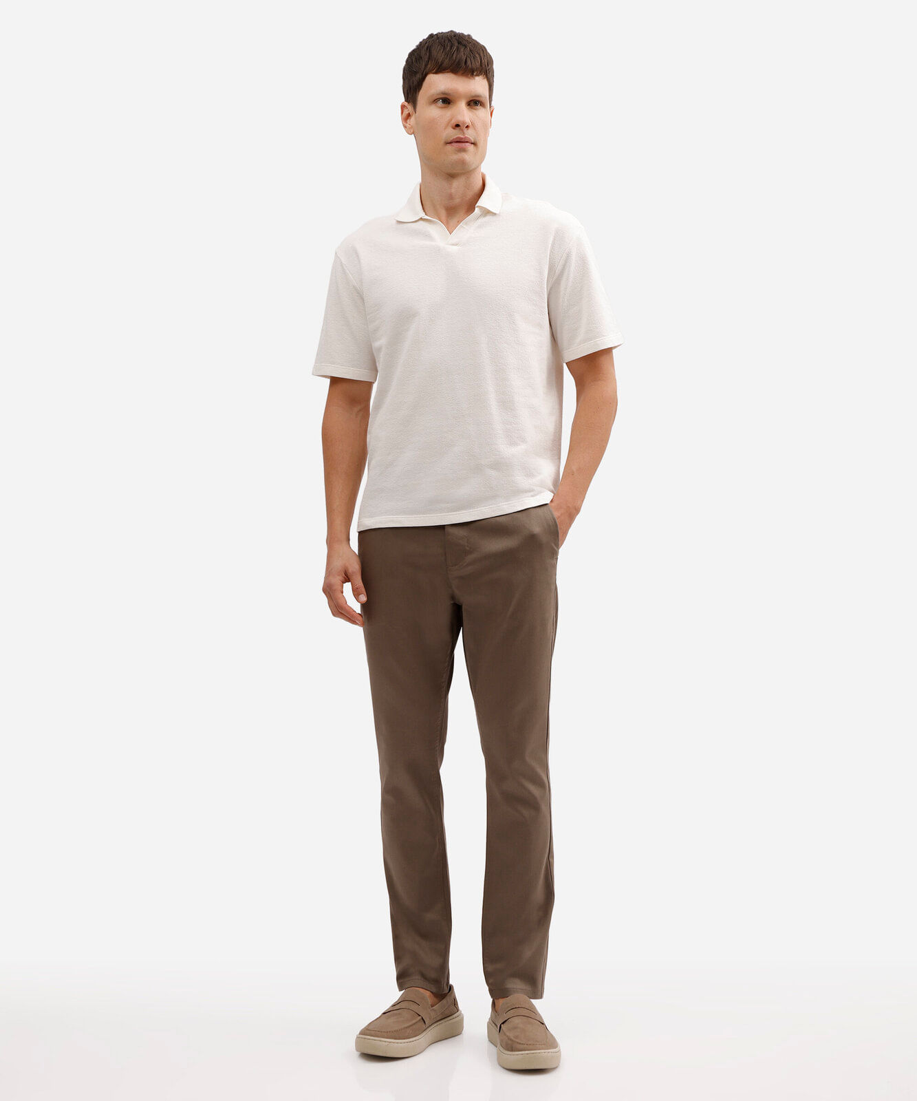 calça carrot masculina de sarja marrom