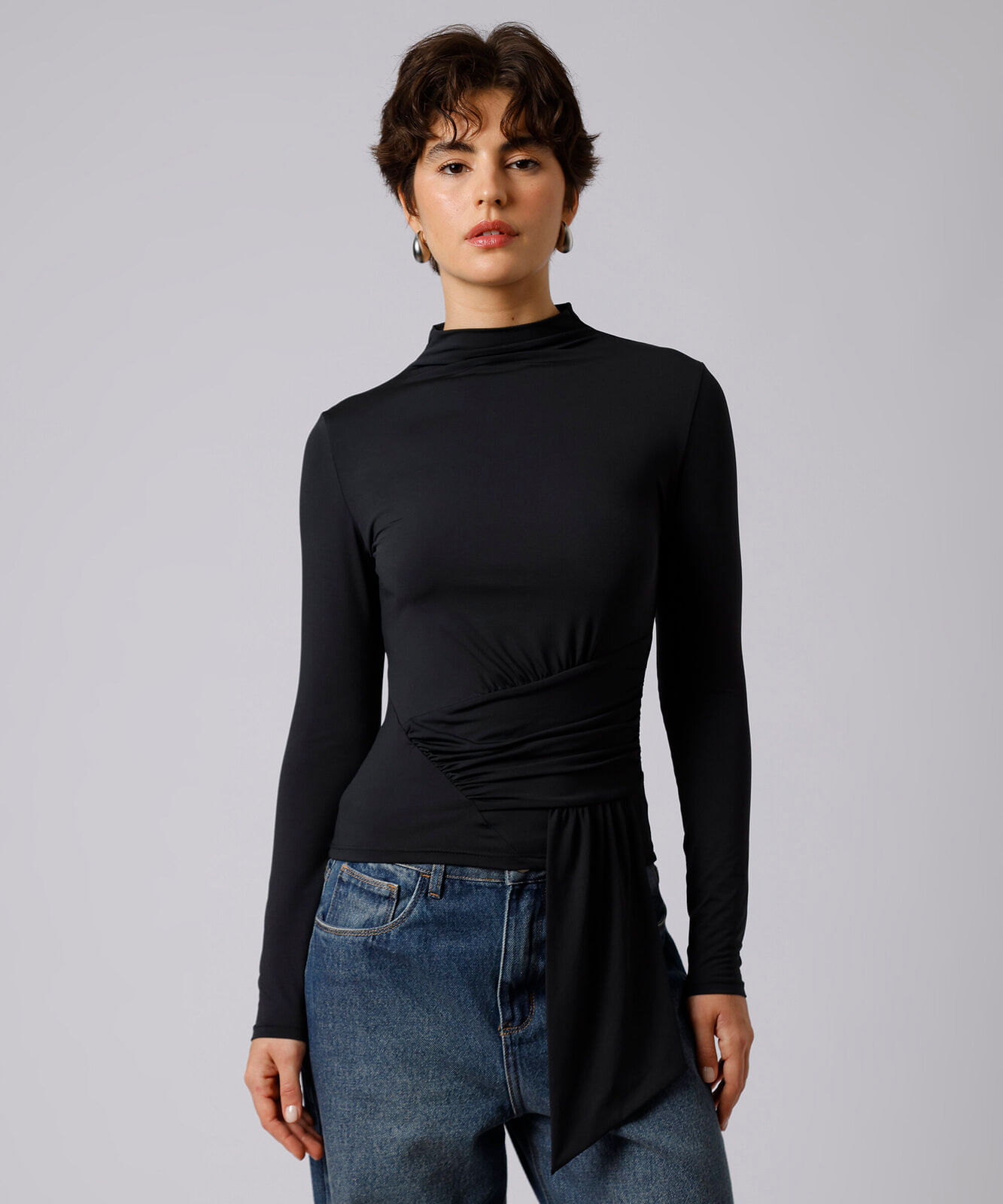 blusa feminina manga longa franzida mindset preta