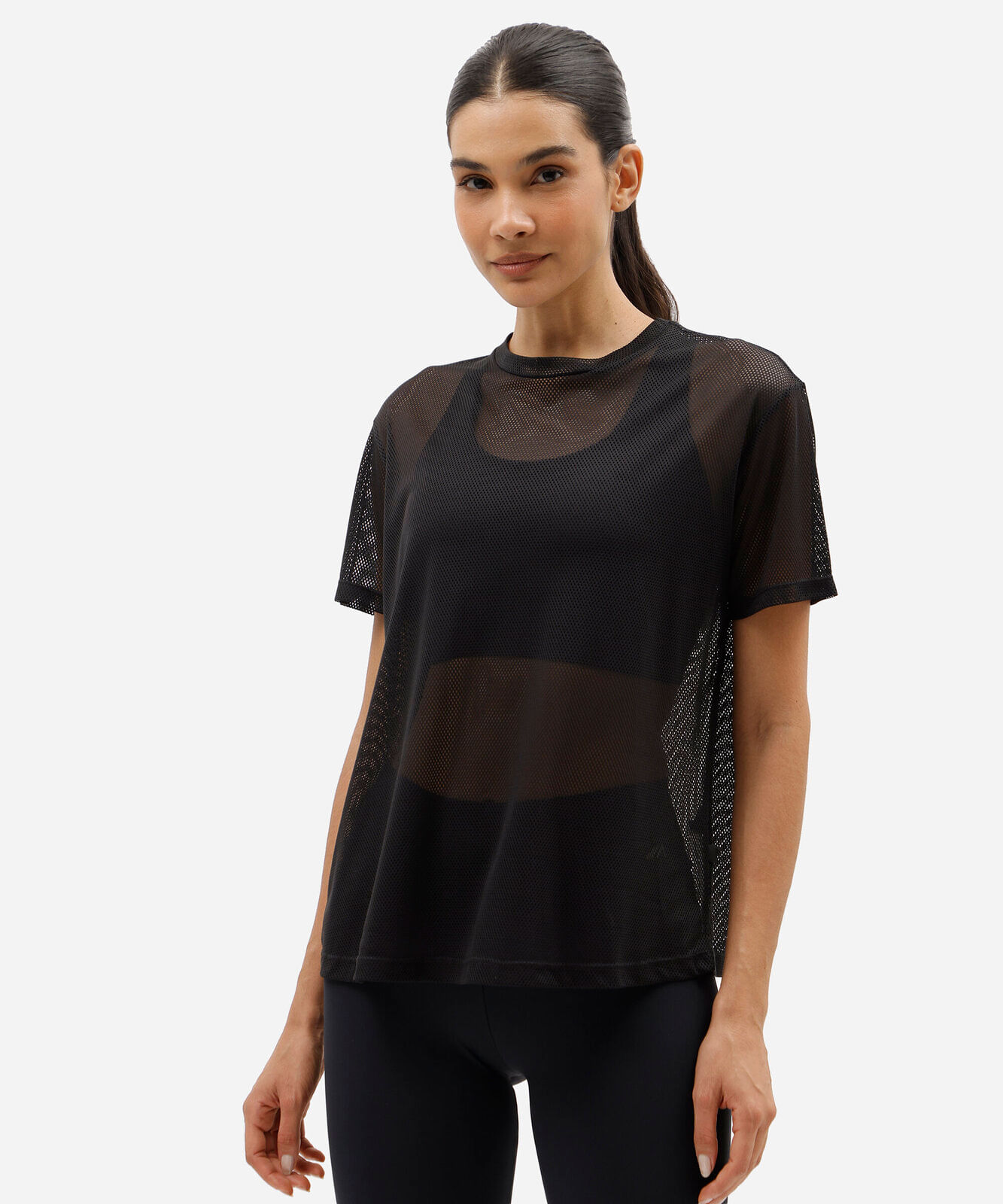 camiseta feminina esportiva de tela preta