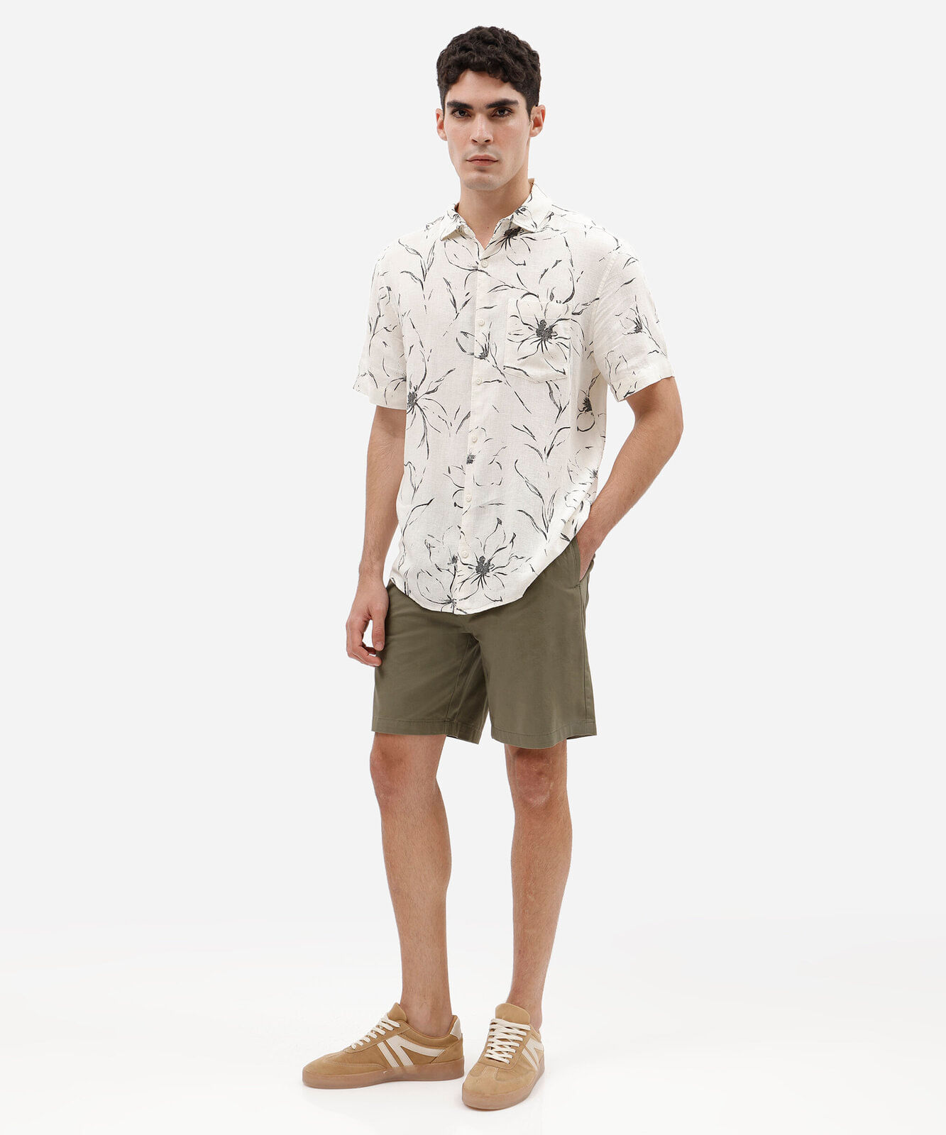 bermuda chino reta masculina de sarja verde