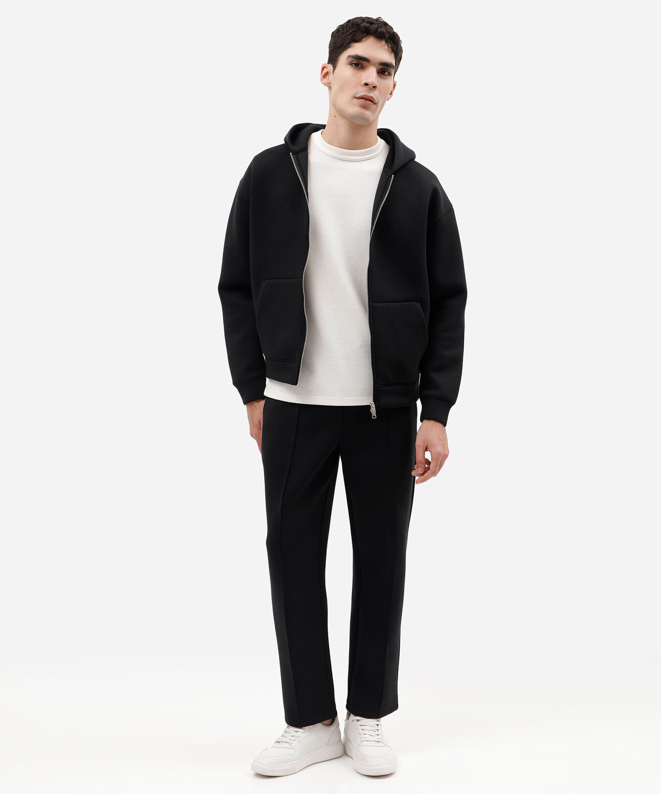 calça reta masculina de moletom cós elástico preta