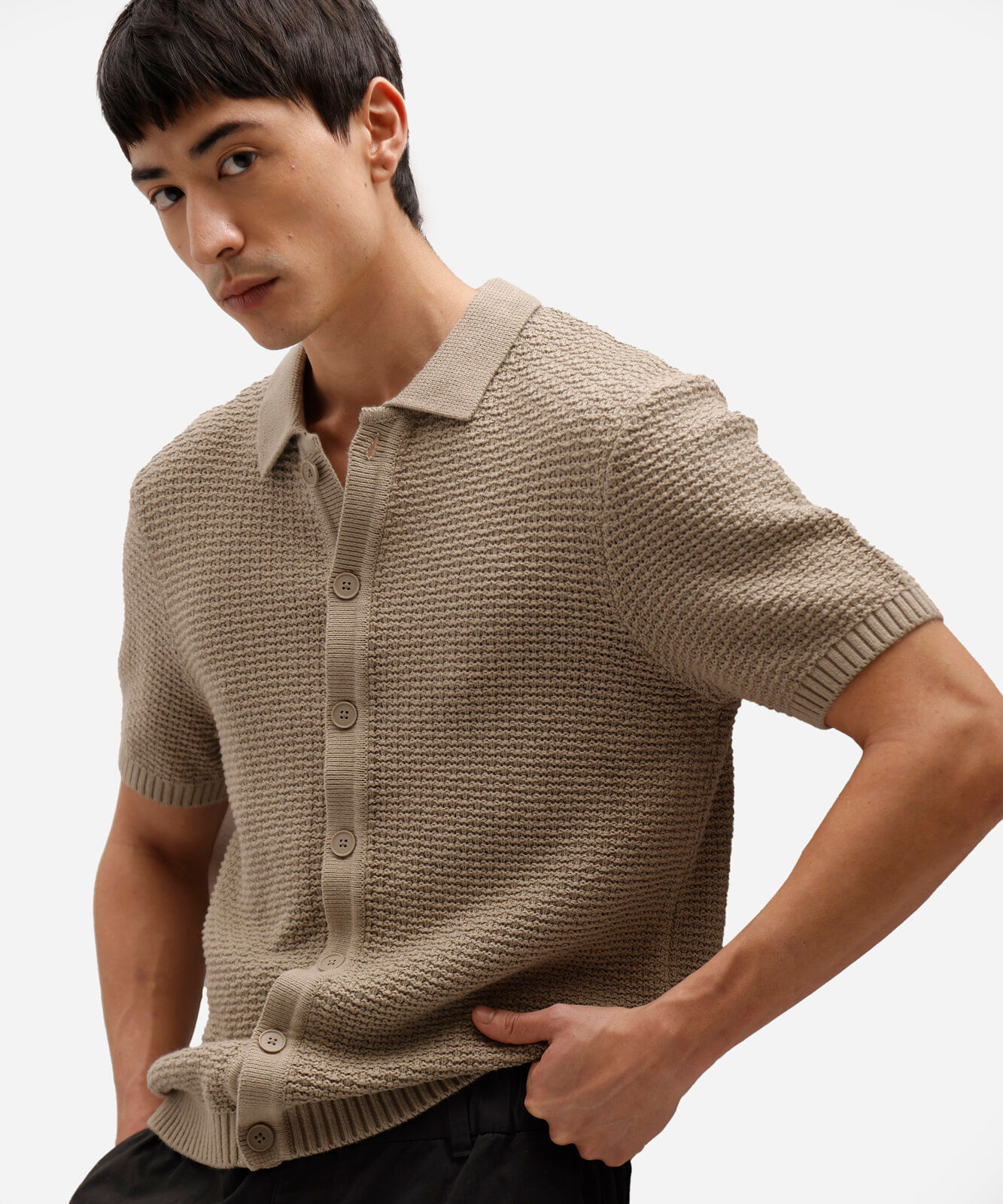 camisa masculina de tricot manga curta texturizada bege