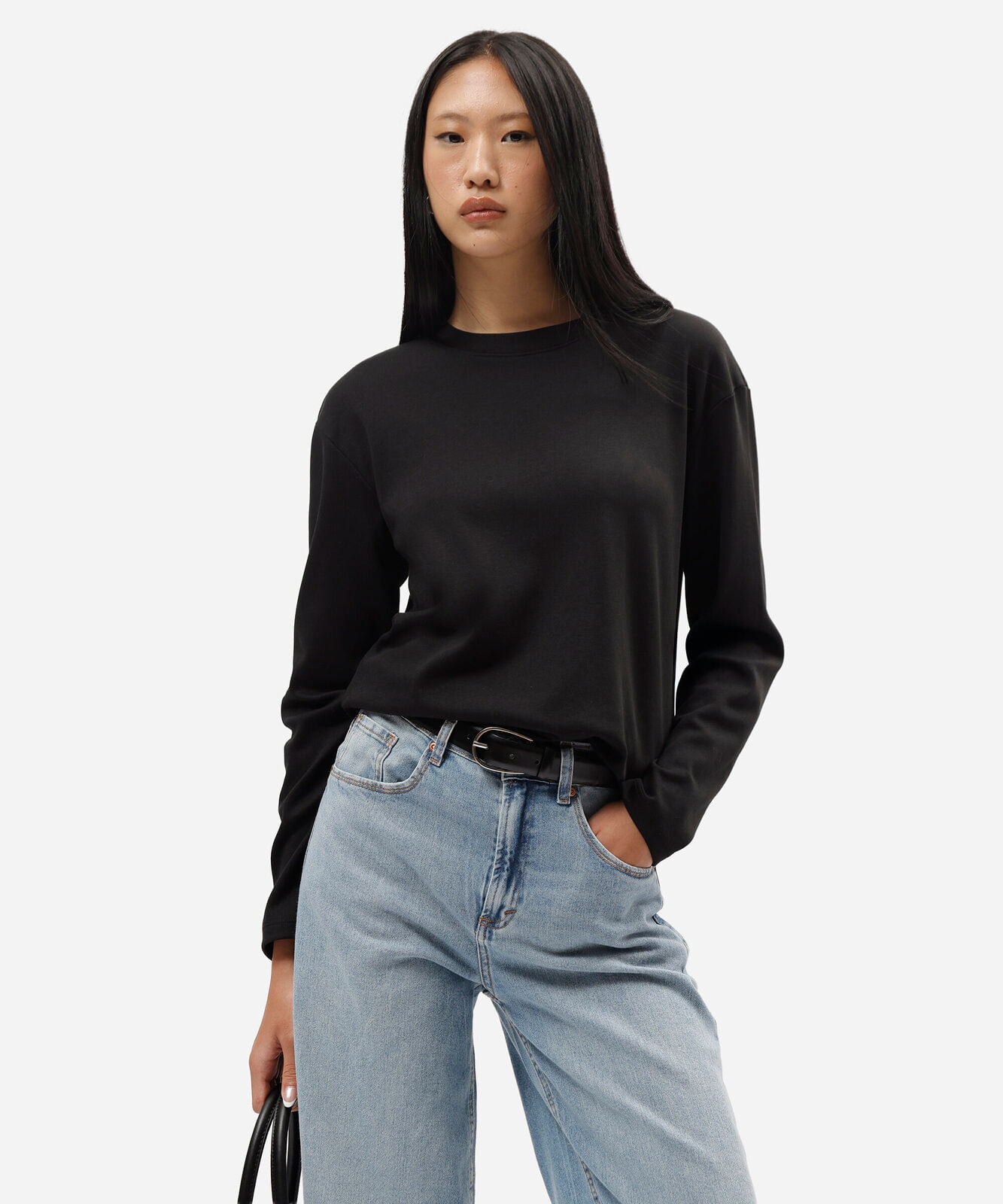 camiseta oversized feminina de algodão peruano manga longa preta
