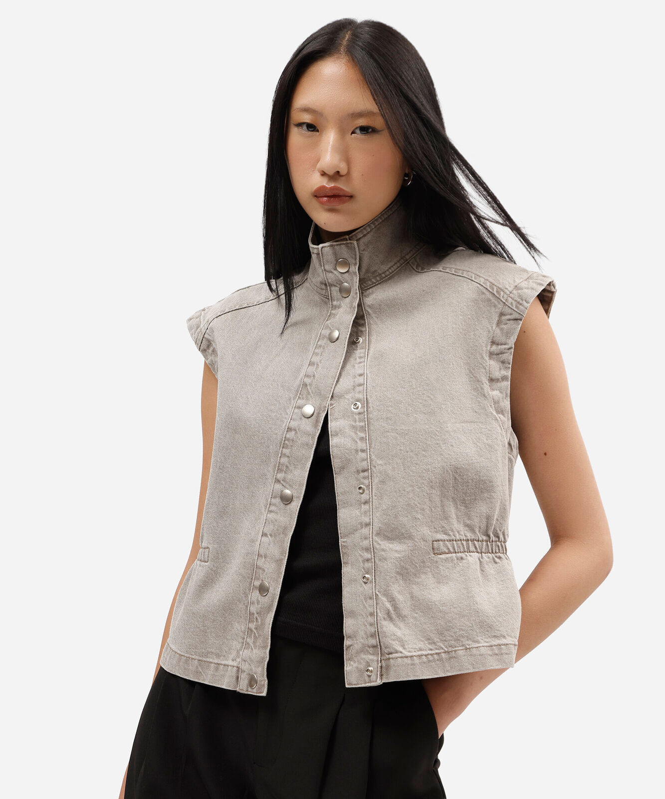 colete feminino de sarja funnel neck cinza