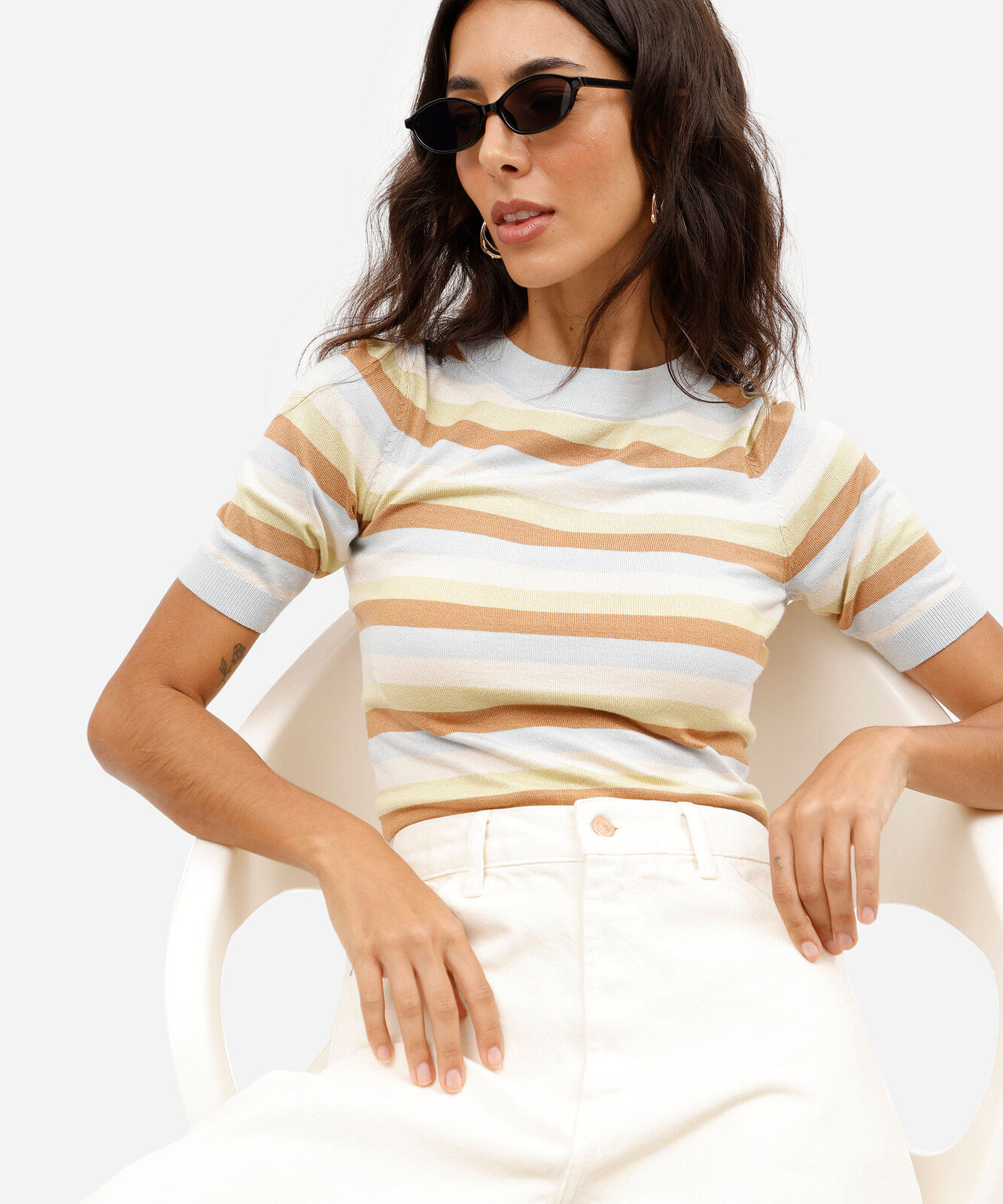 blusa feminina de tricot manga curta listrada azul
