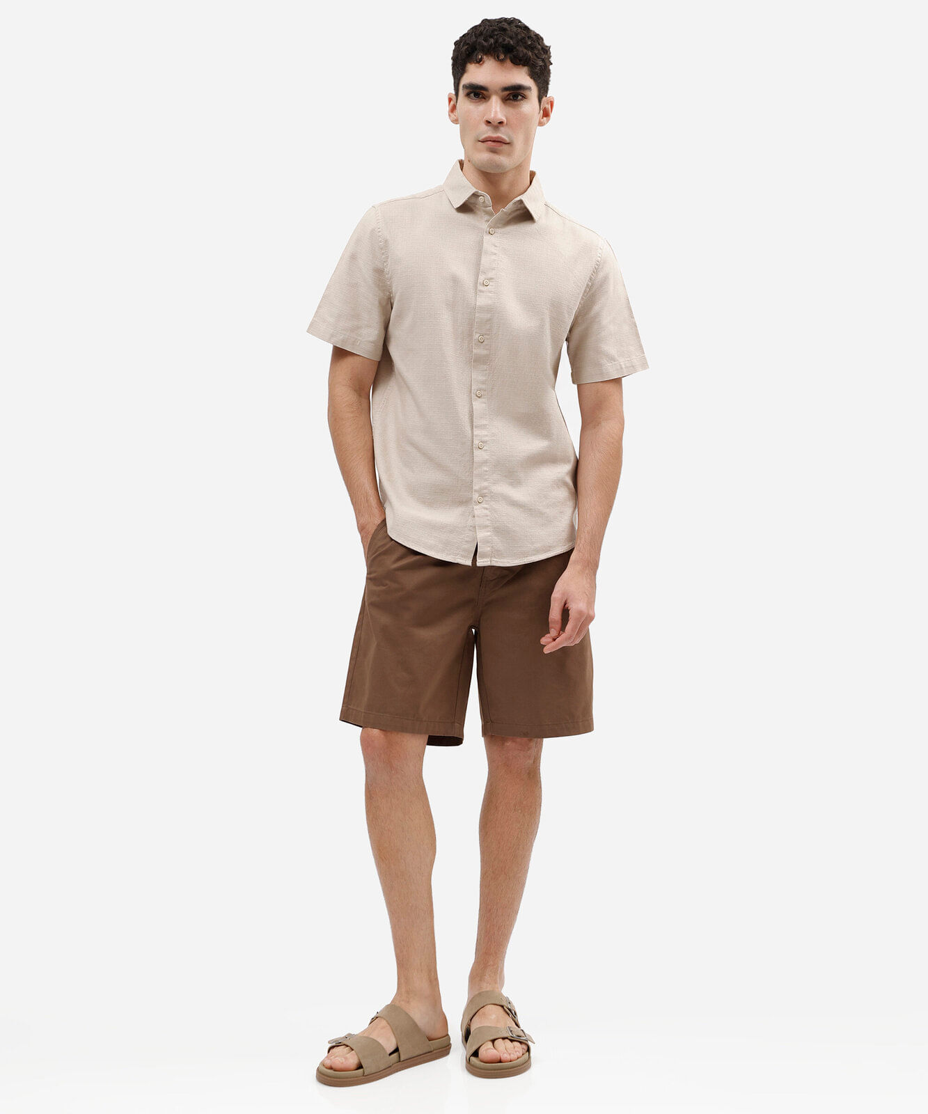 bermuda chino reta masculina de sarja marrom