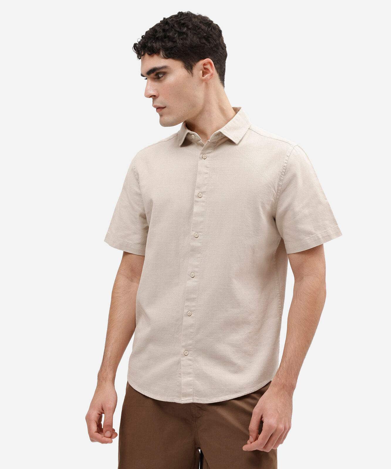 camisa comfort masculina de manga curta texturizada em algodão bege