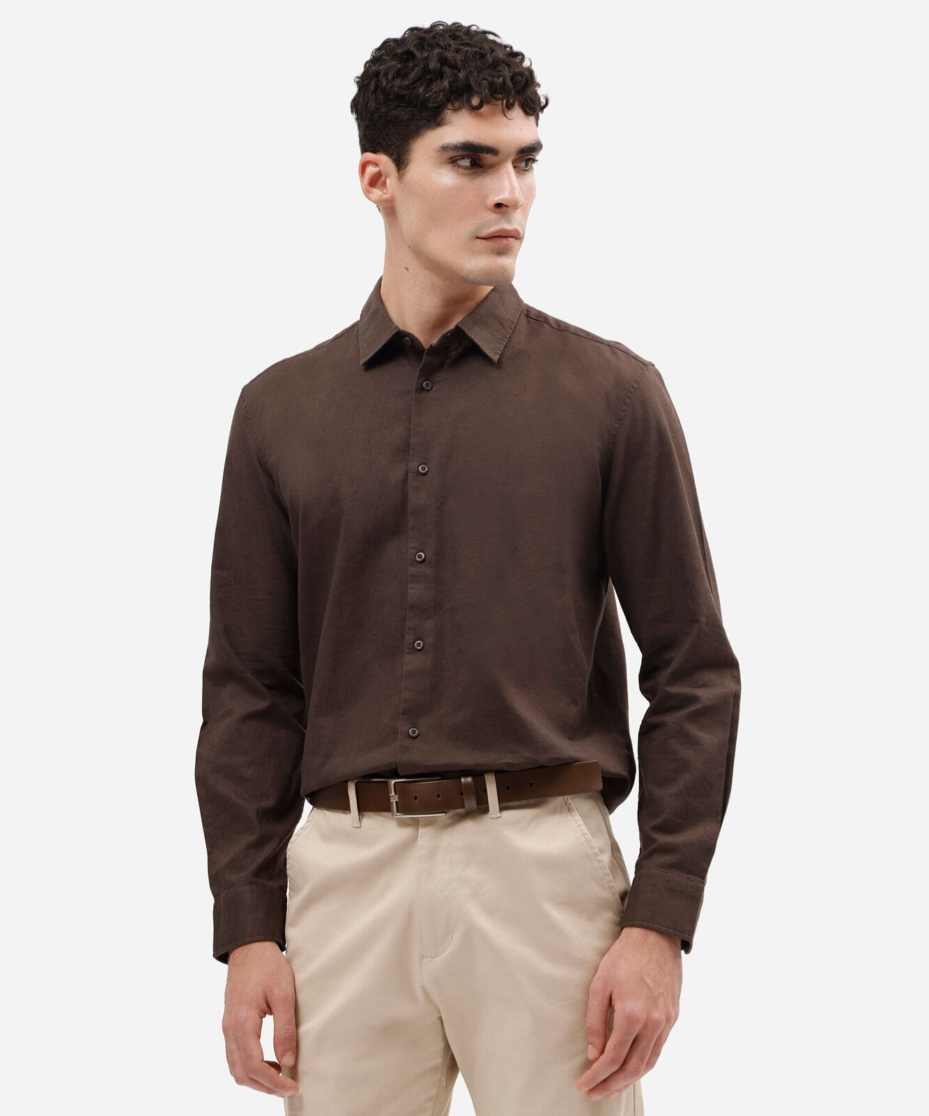 camisa masculina com linho manga longa marrom