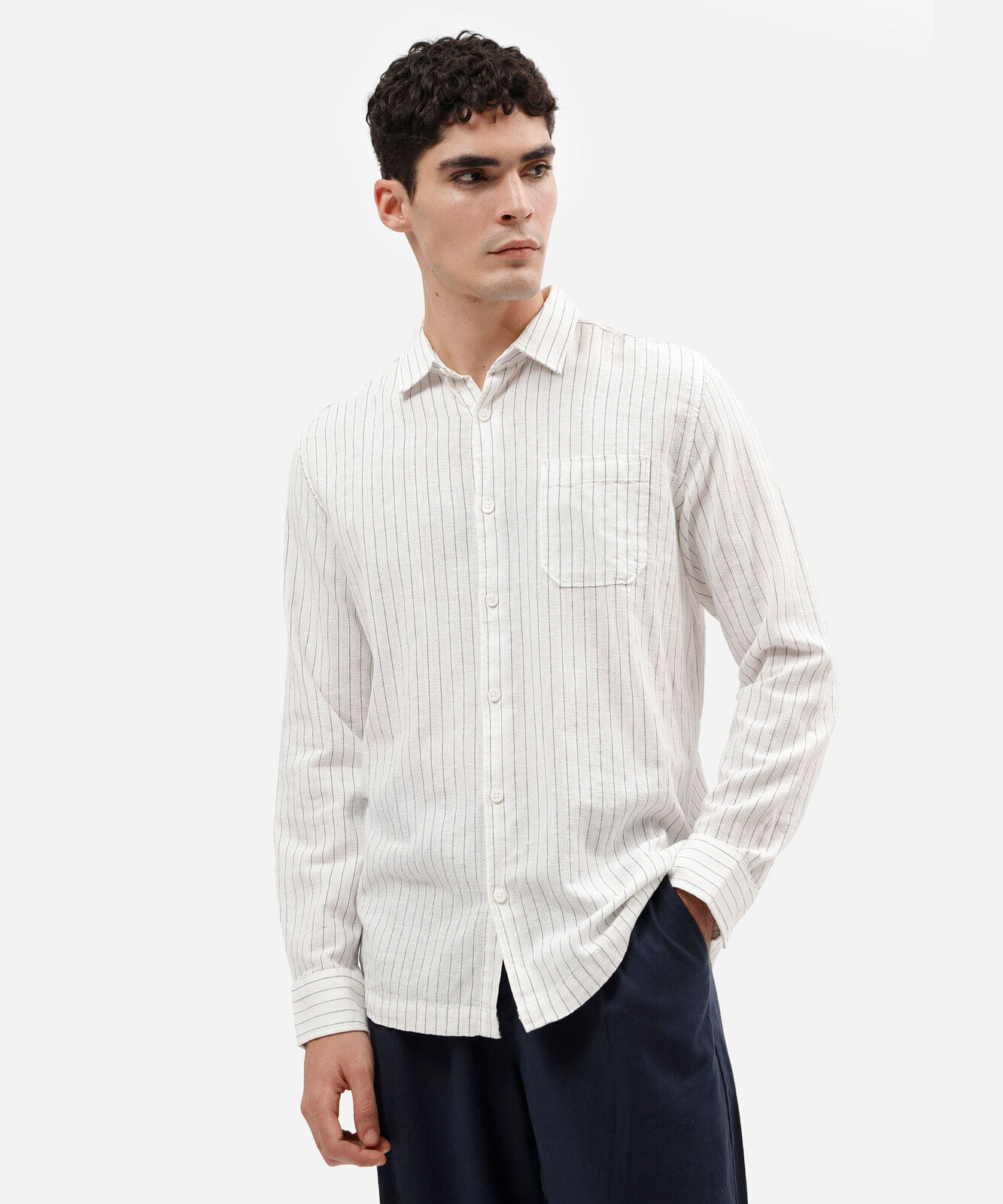 camisa masculina com linho manga longa listrada off white