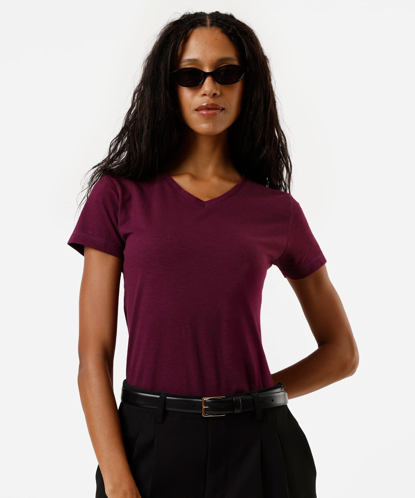 blusa feminina básica flamê decote v manga curta roxo médio