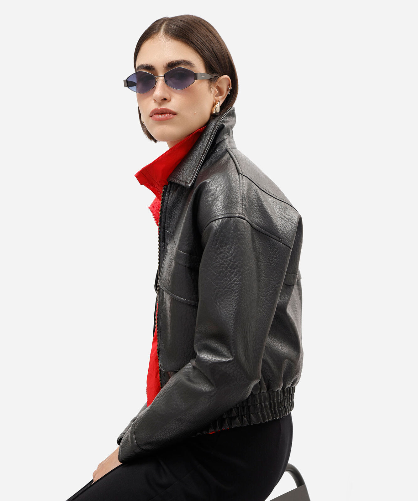óculos de sol feminino oval de metal triton cinza