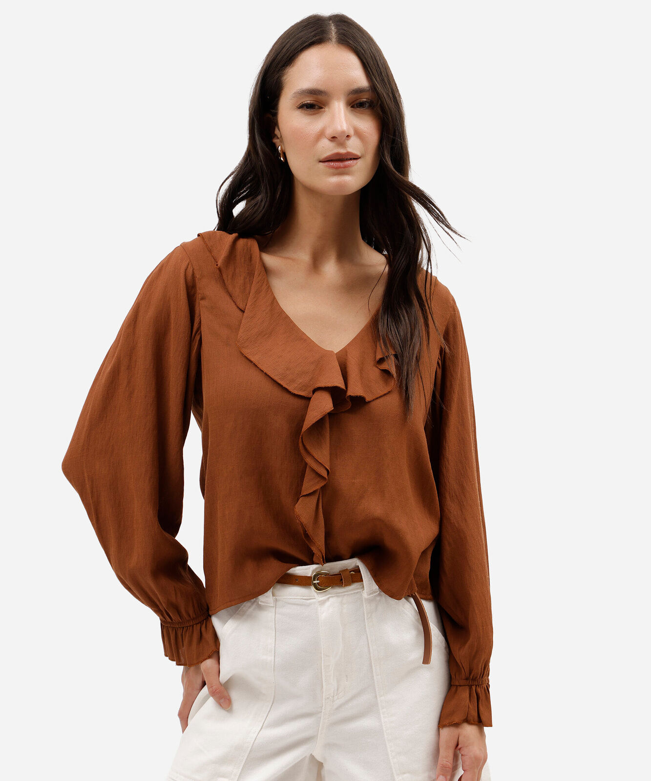 bata feminina de chiffon com babados e manga longa marrom