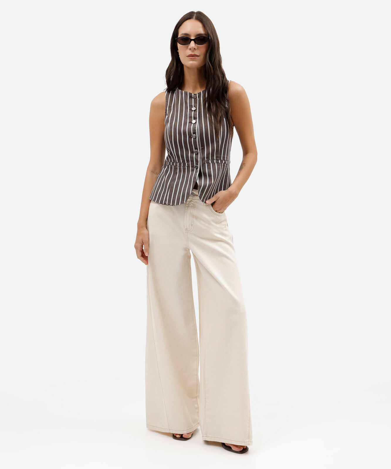 calça super wide leg feminina de sarja com recorte bege