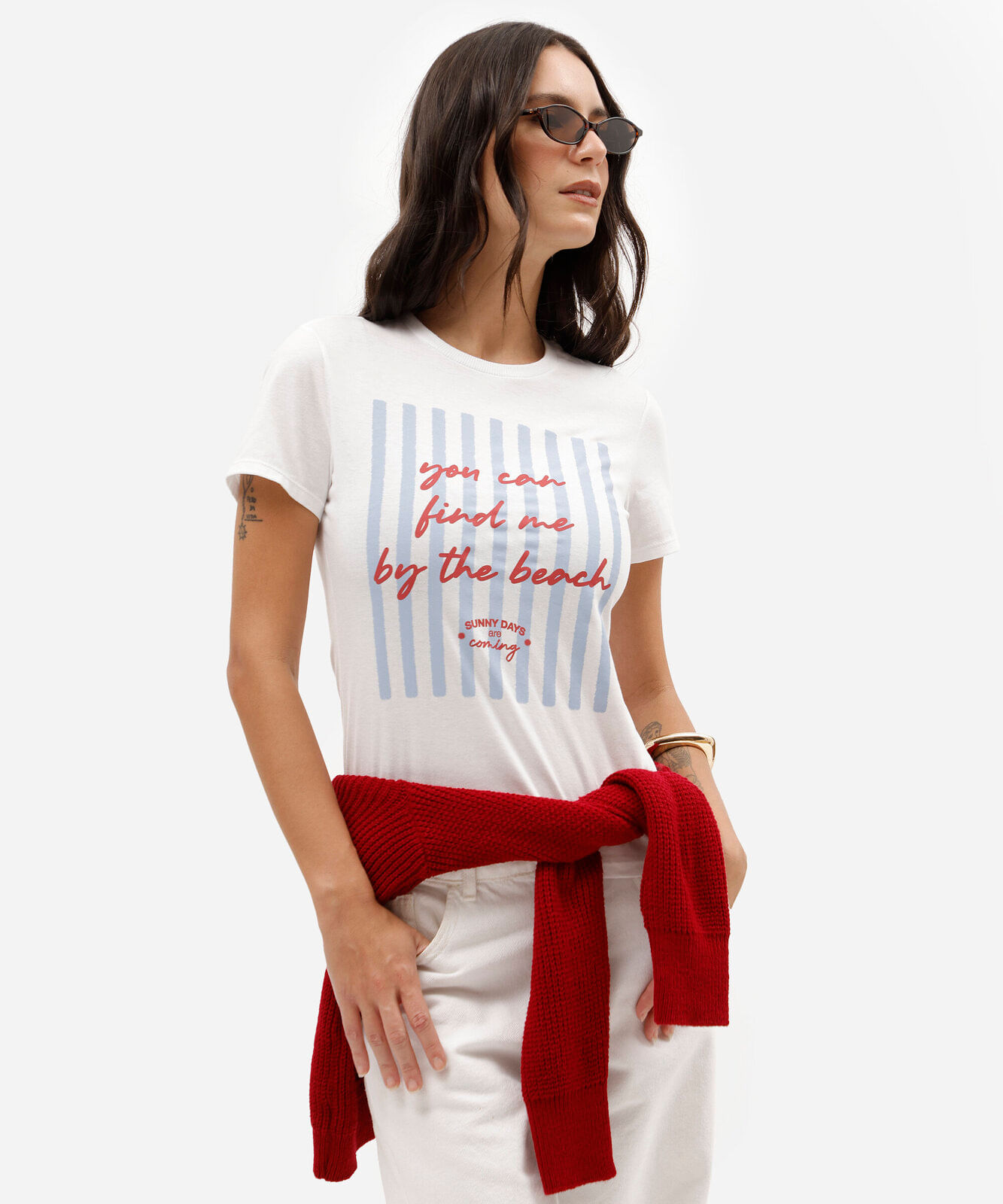 camiseta feminina de algodão manga curta estampada off white