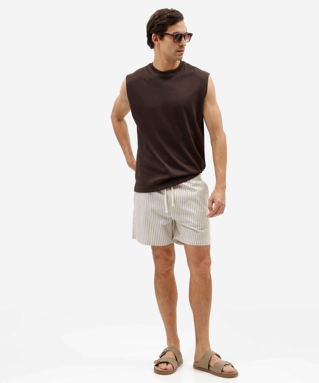 short masculino de sarja listrado cós elástico verde