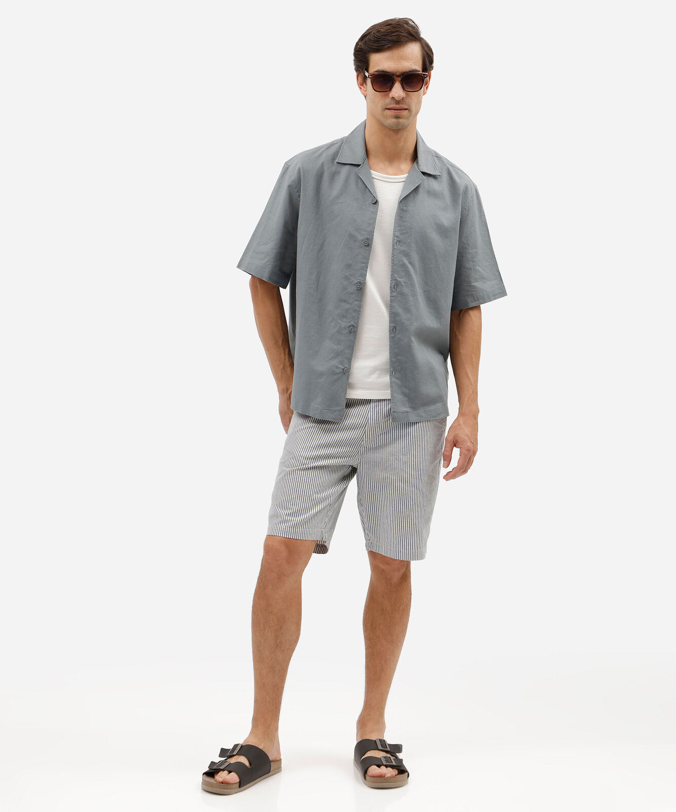bermuda reta masculina de sarja listrada azul
