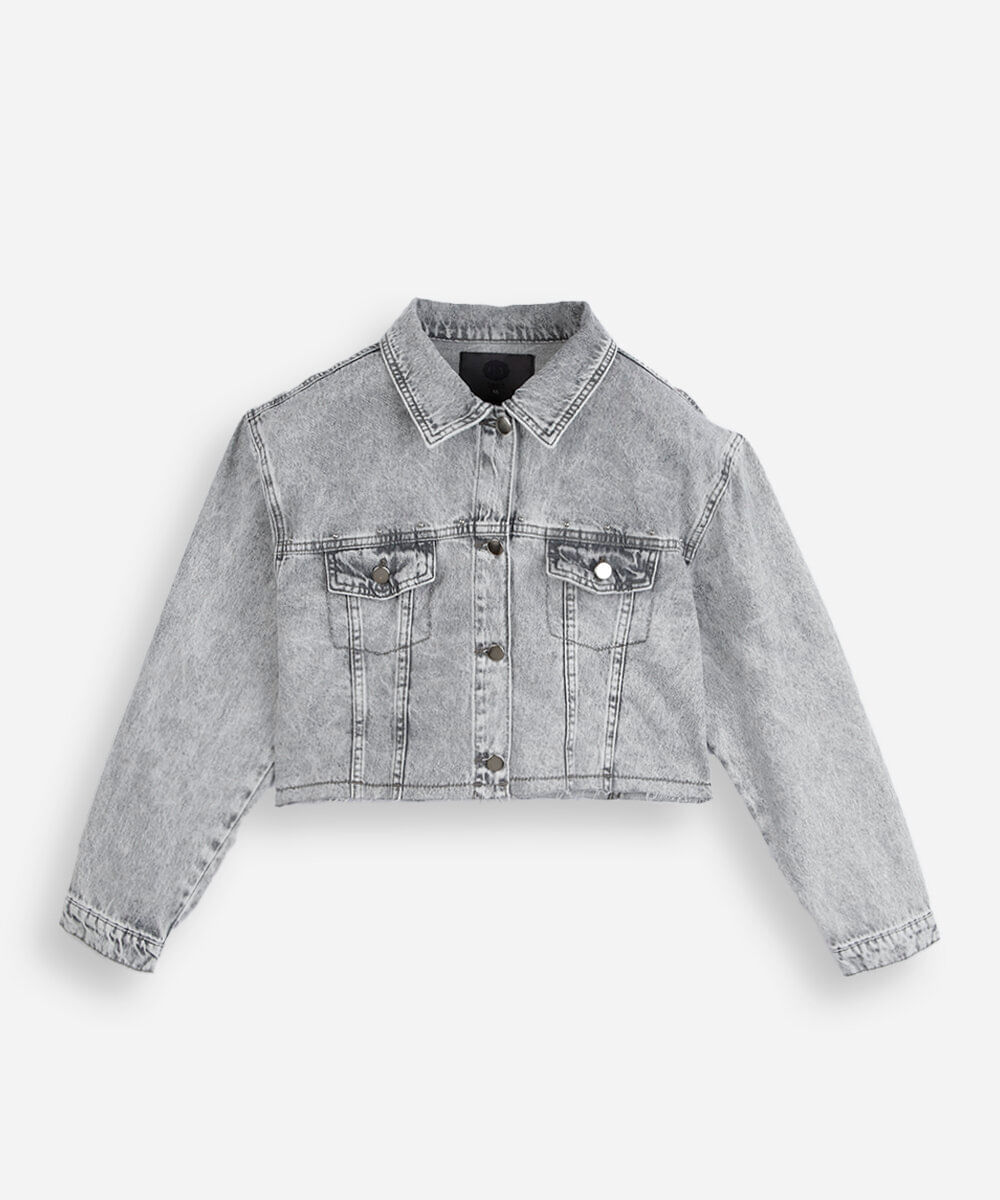 jaqueta cropped juvenil jeans com tachas cinza