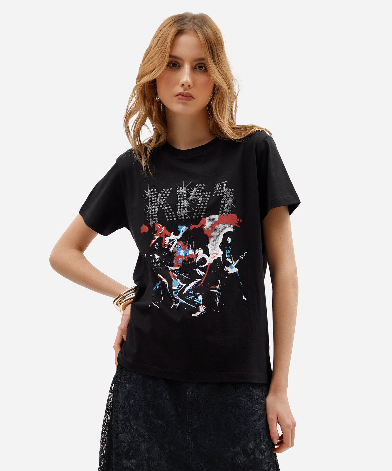 camiseta feminina de algodão manga curta com brilhos kiss preta