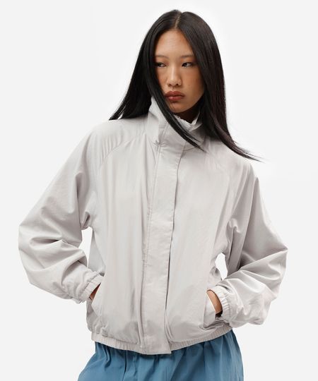 jaqueta bomber feminina gola funnel neck com bolsos cinza PP
