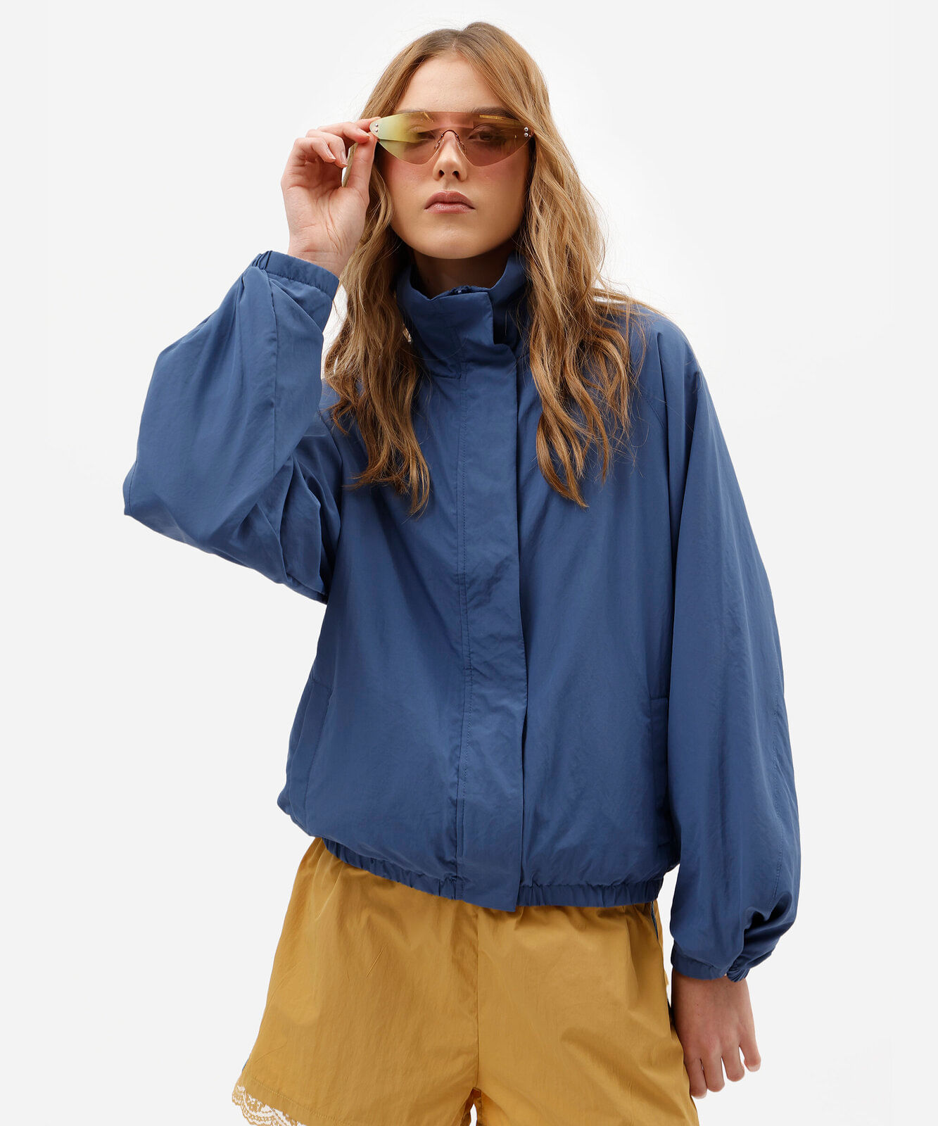 jaqueta bomber feminina gola funnel neck com bolsos azul