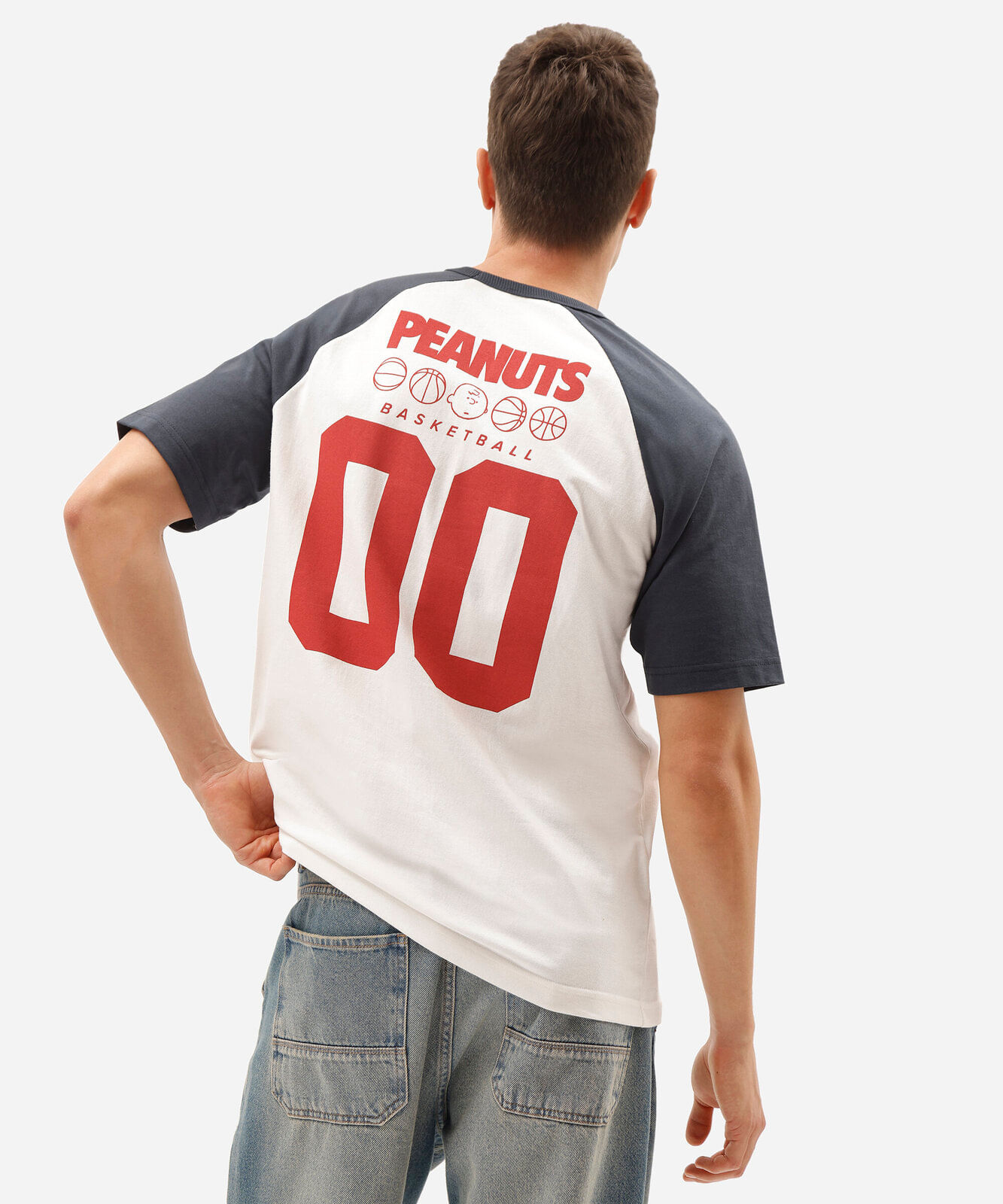 camiseta masculina relaxed de algodão com manga raglan e estampa snoopy off whit